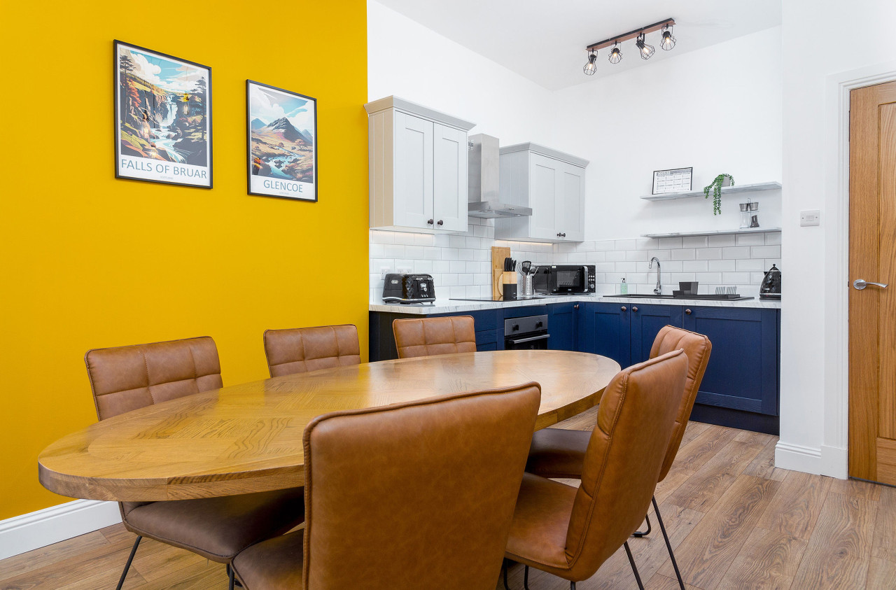 The Stylish 3-Bedroom Maisonette Retreat in 13C Douglas Street, Stirling, FK81NT - Property image 18 - VivreStays