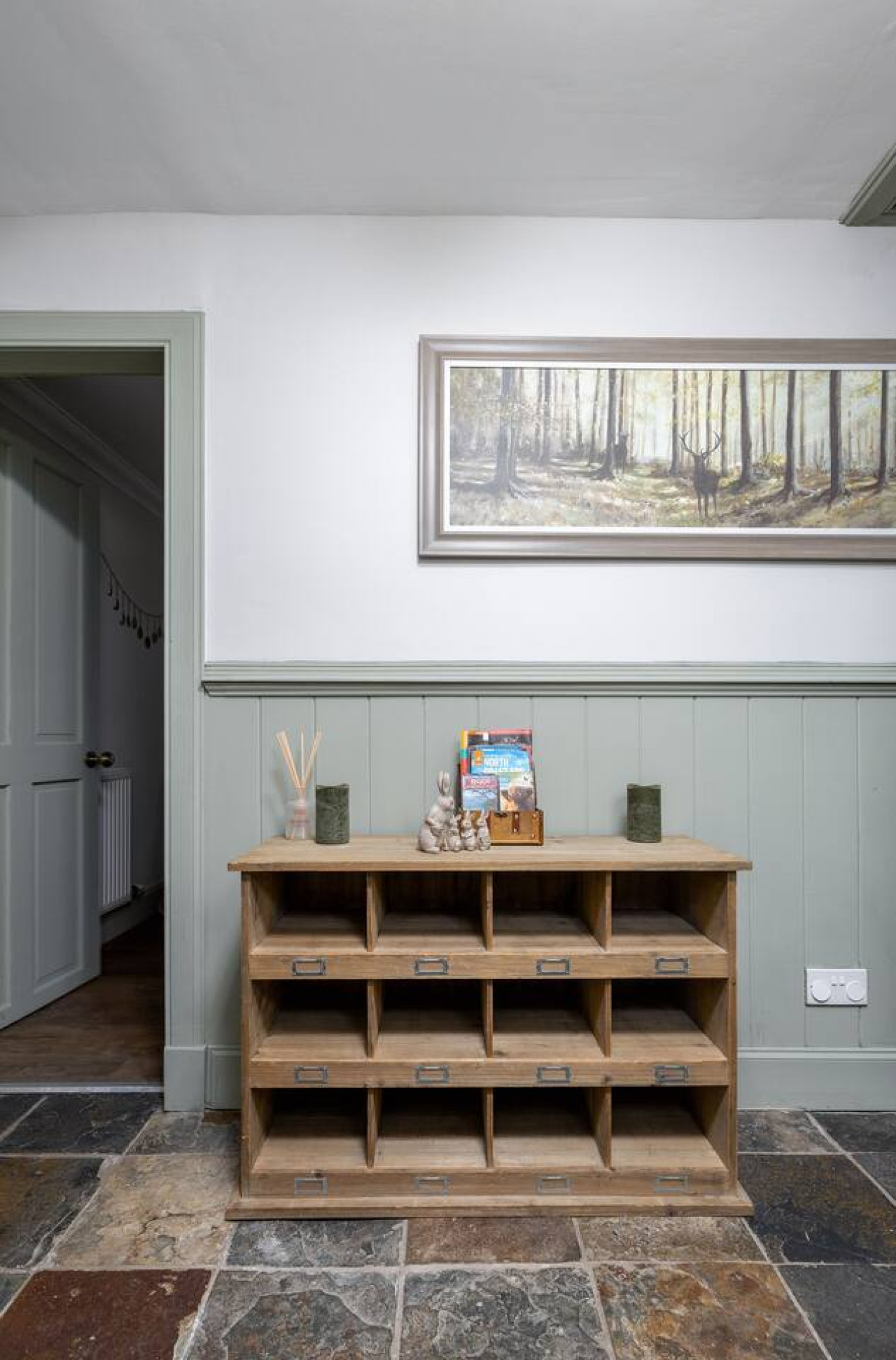 The Tranquil Auchterarder 3-bed Cottage in 48 Feus, Auchterarder, PH31DG - Property image 45 - VivreStays