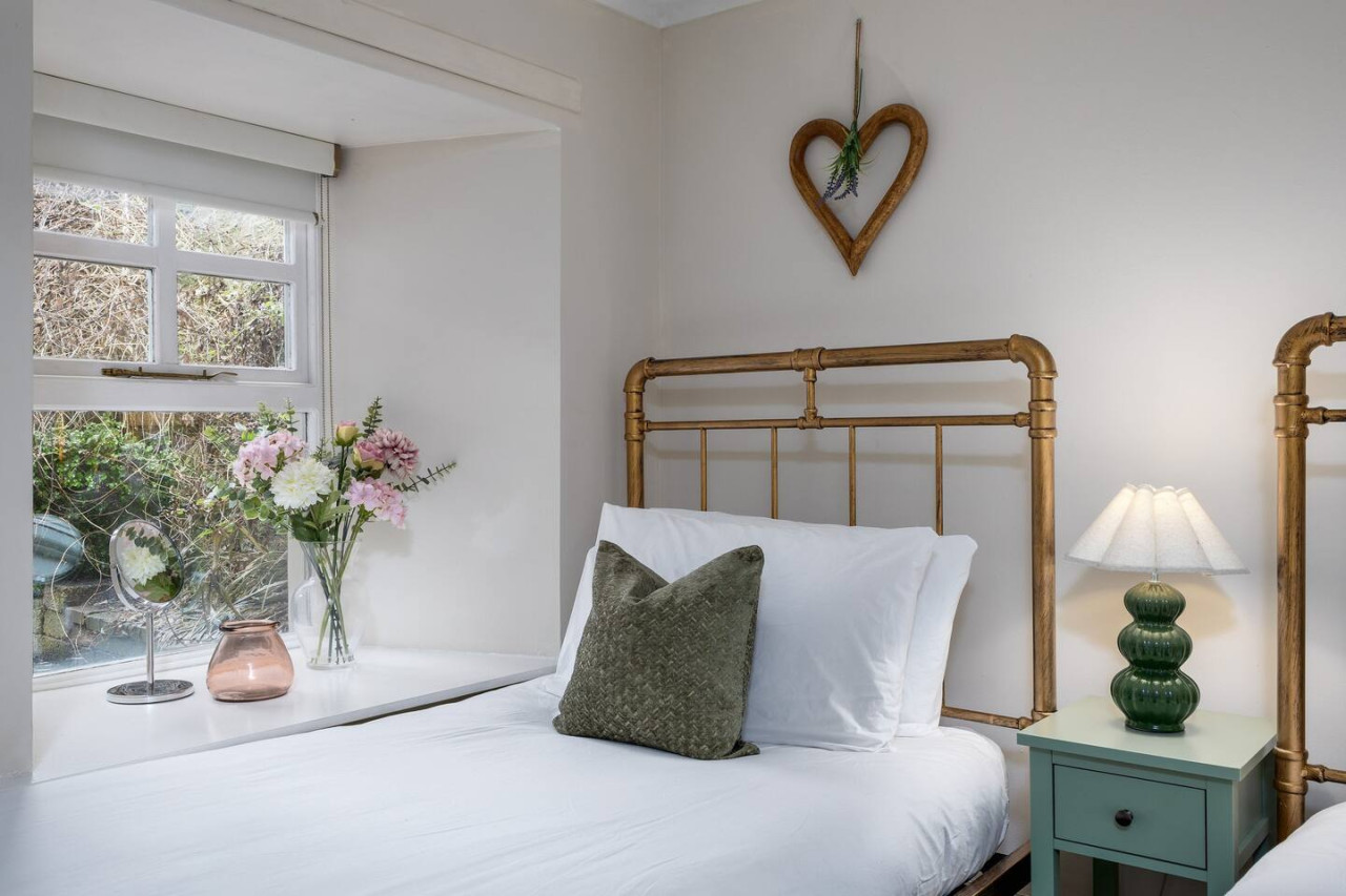 The Tranquil Auchterarder 3-bed Cottage in 48 Feus, Auchterarder, PH31DG - Property image 33 - VivreStays
