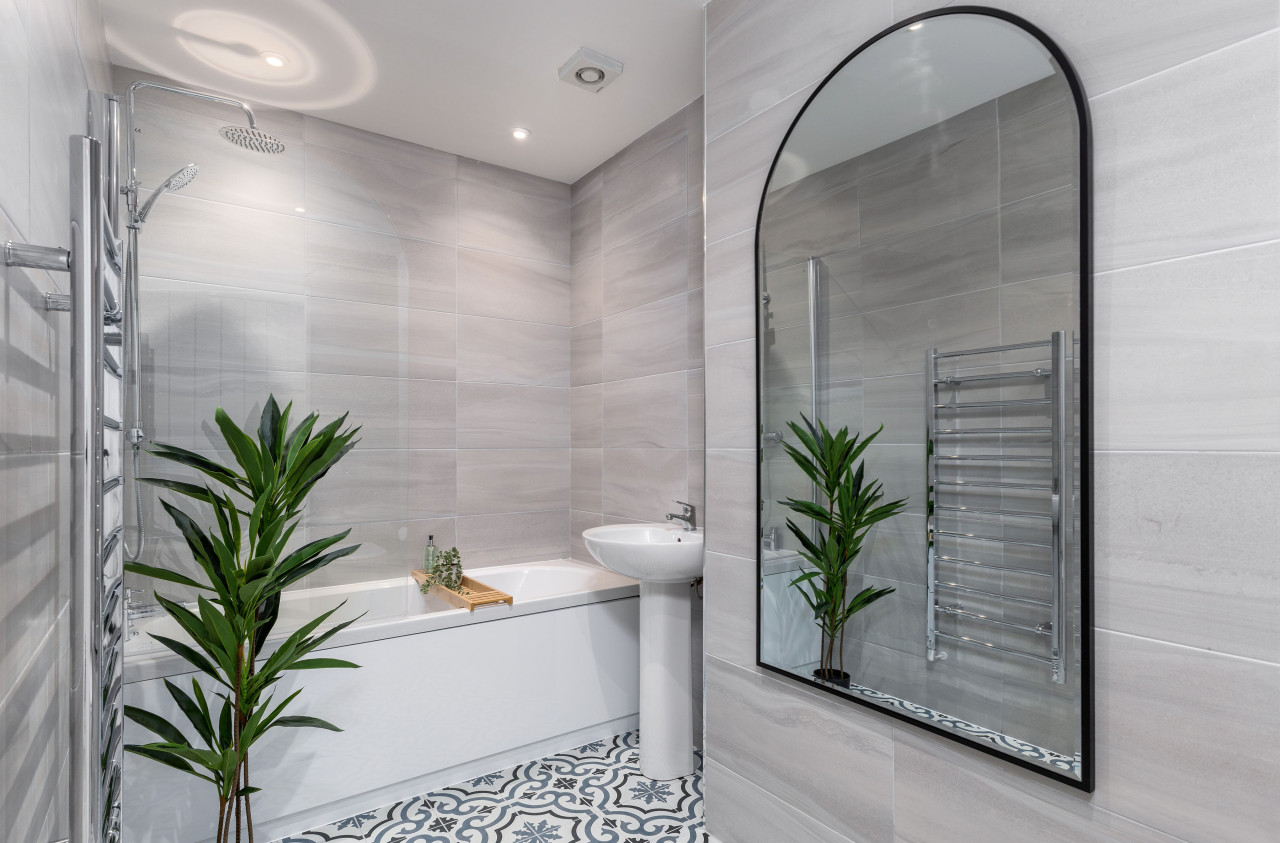 City Centre Haven: Stirling's Hidden Gem in 14 Upper Craigs Flat E, Stirling, FK82DG - Property image 10 - VivreStays