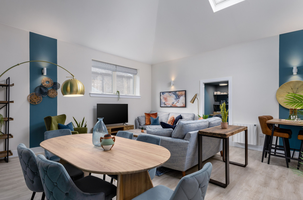 City Centre Haven: Stirling's Hidden Gem serviced apartment - UK - VivreStays
