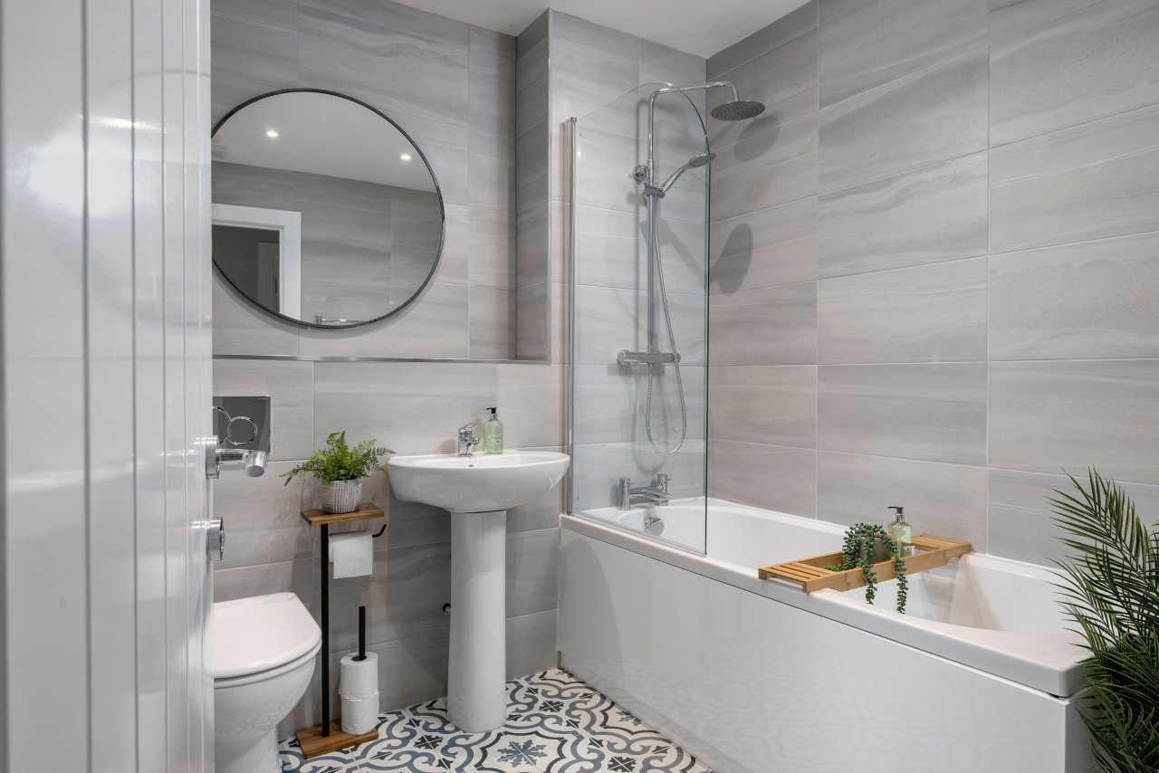 Highland Hideaway: Modern Comfort in Historic Area in 14 Upper Craigs Flat D, Stirling, FK82DG - Property image 20 - VivreStays