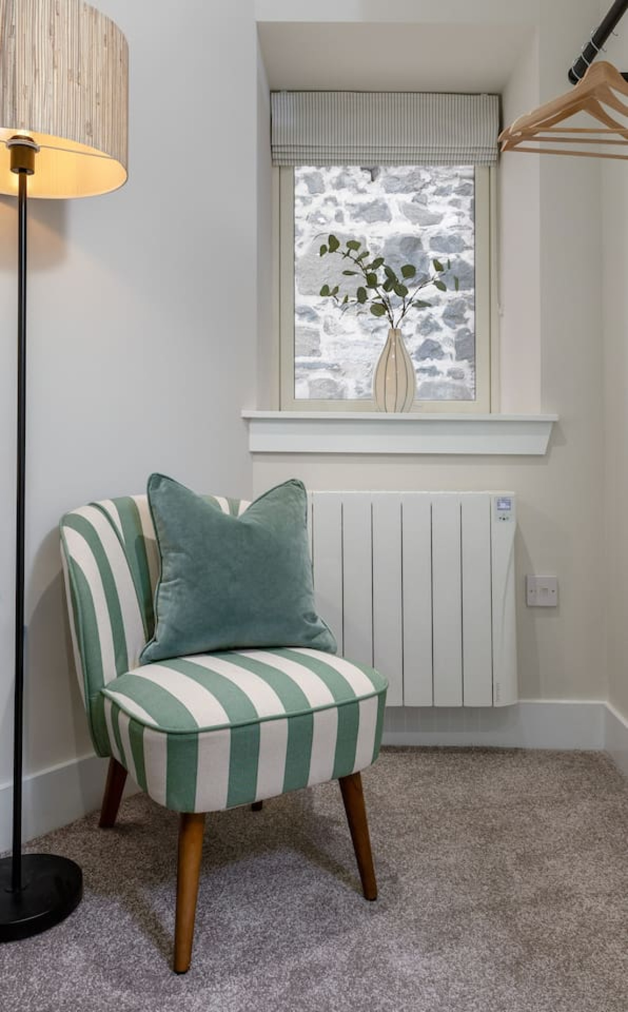 Central Stirling City Escape in 14 Upper Craigs Flat C - Property image 18 - VivreStays