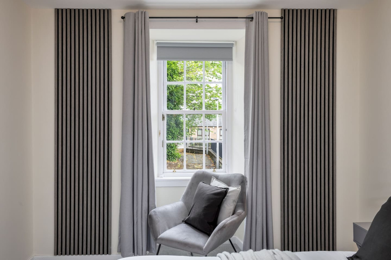 Castle Esplanade Apartment in 26A Broad Street, Stirling, FK81EF - Property image 33 - VivreStays