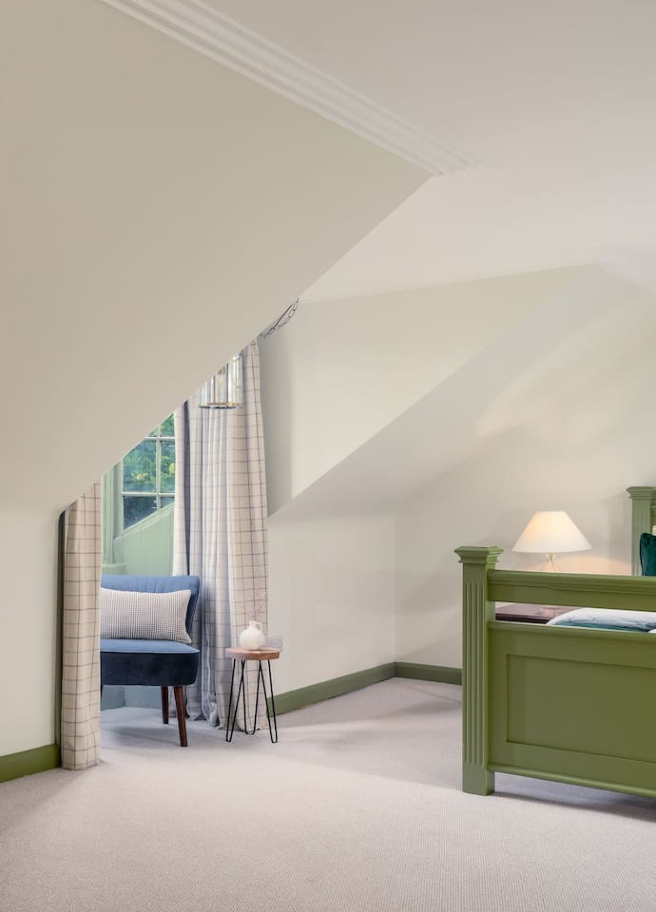 Historic Trackside Retreat, Charming Getaway in 1 Forth Place, Stirling, FK81UD - Property image 40 - VivreStays