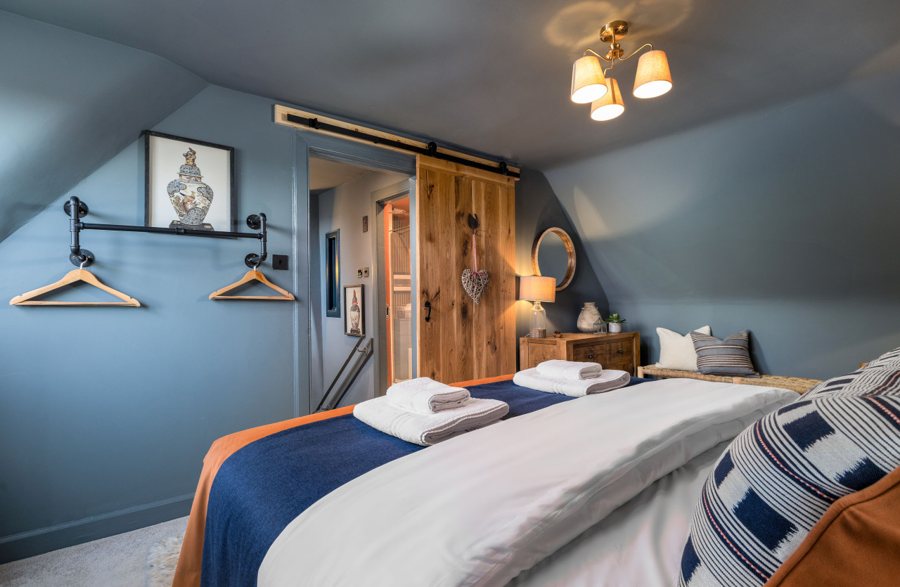 The Unique Cathedral Hideaway in 2C Bridgend, Dunblane, FK159ES - Property image 20 - VivreStays