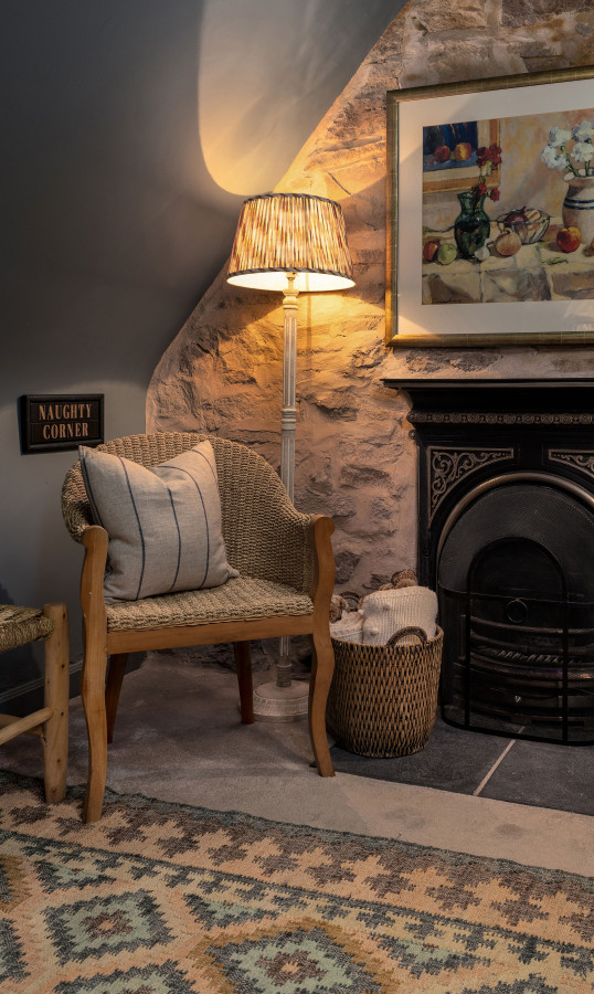 The Unique Cathedral Hideaway in 2C Bridgend, Dunblane, FK159ES - Property image 14 - VivreStays