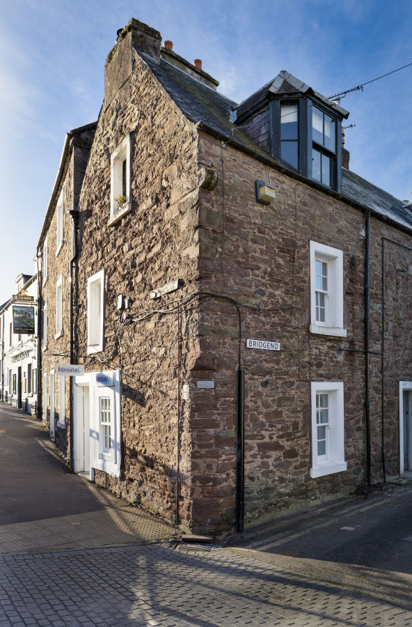 The Unique Cathedral Hideaway in 2C Bridgend, Dunblane, FK159ES - Property image 41 - VivreStays