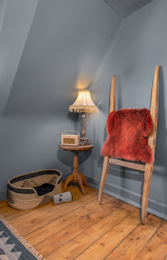 The Unique Cathedral Hideaway in 2C Bridgend, Dunblane, FK159ES - Property image 32 - VivreStays