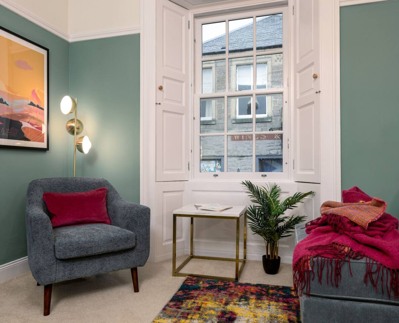Charming & Cosy: Your Cambusbarron Getaway in 18B Main Street, Cambusbarron, FK79NN - Property image 10 - VivreStays