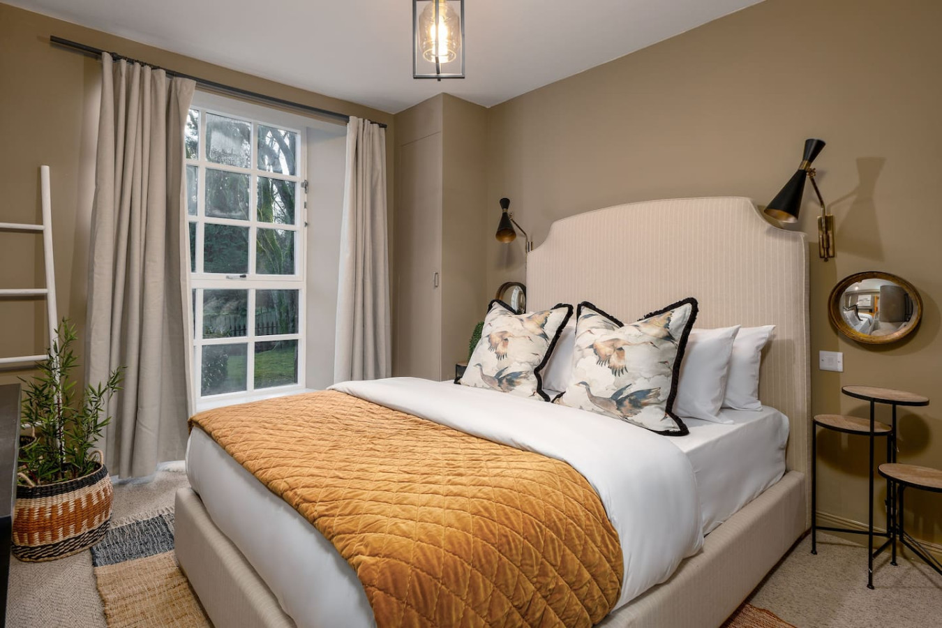 The Mill Retreat in 19 Mill Court, Springbank Gardens, FK159JZ - Property image 19 - VivreStays