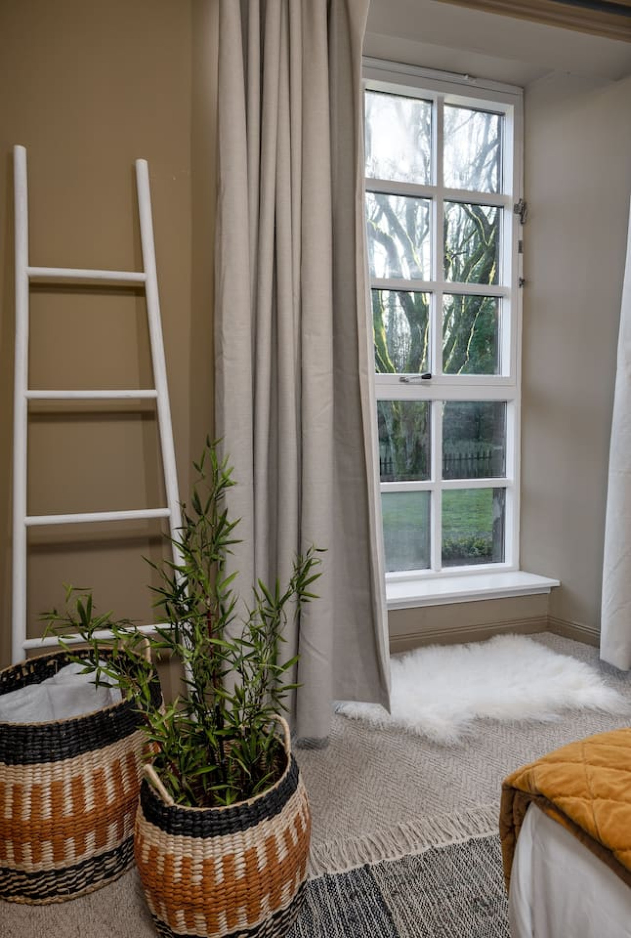 The Mill Retreat in 19 Mill Court, Springbank Gardens, FK159JZ - Property image 25 - VivreStays