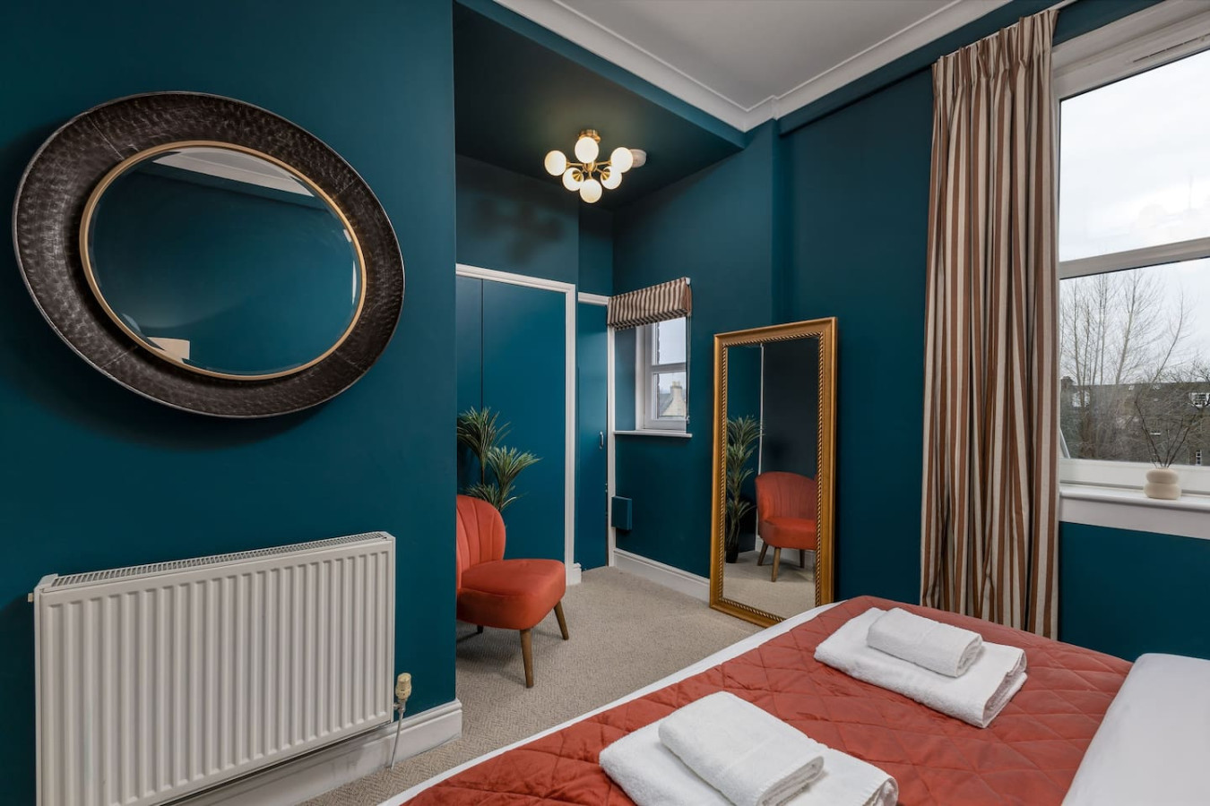 Stylish Penthouse Retreat in 68 Port Street, Flat E, Stirling, FK82LJ - Property image 21 - VivreStays