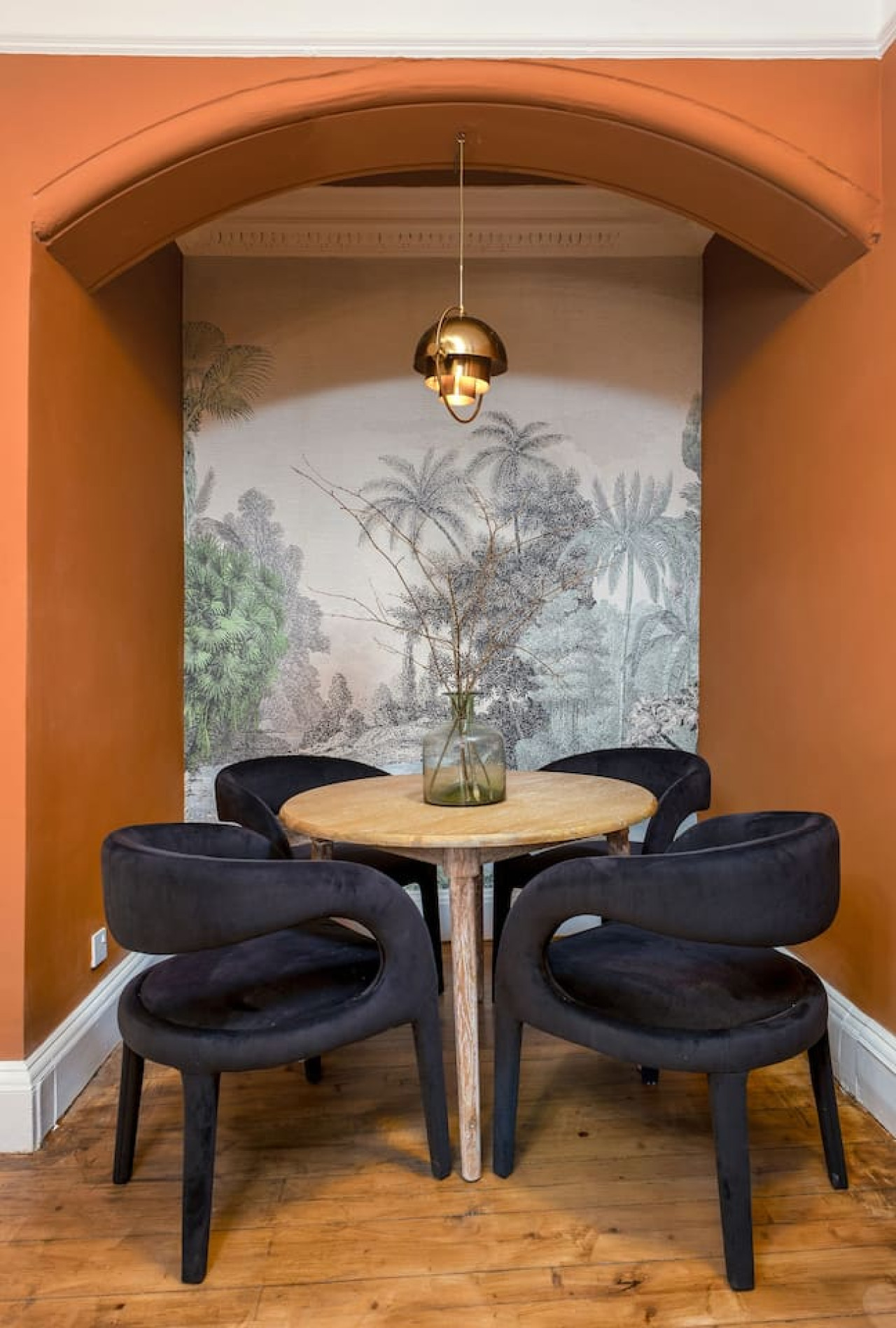 Stylish Penthouse Retreat in 68 Port Street, Flat E, Stirling, FK82LJ - Property image 9 - VivreStays