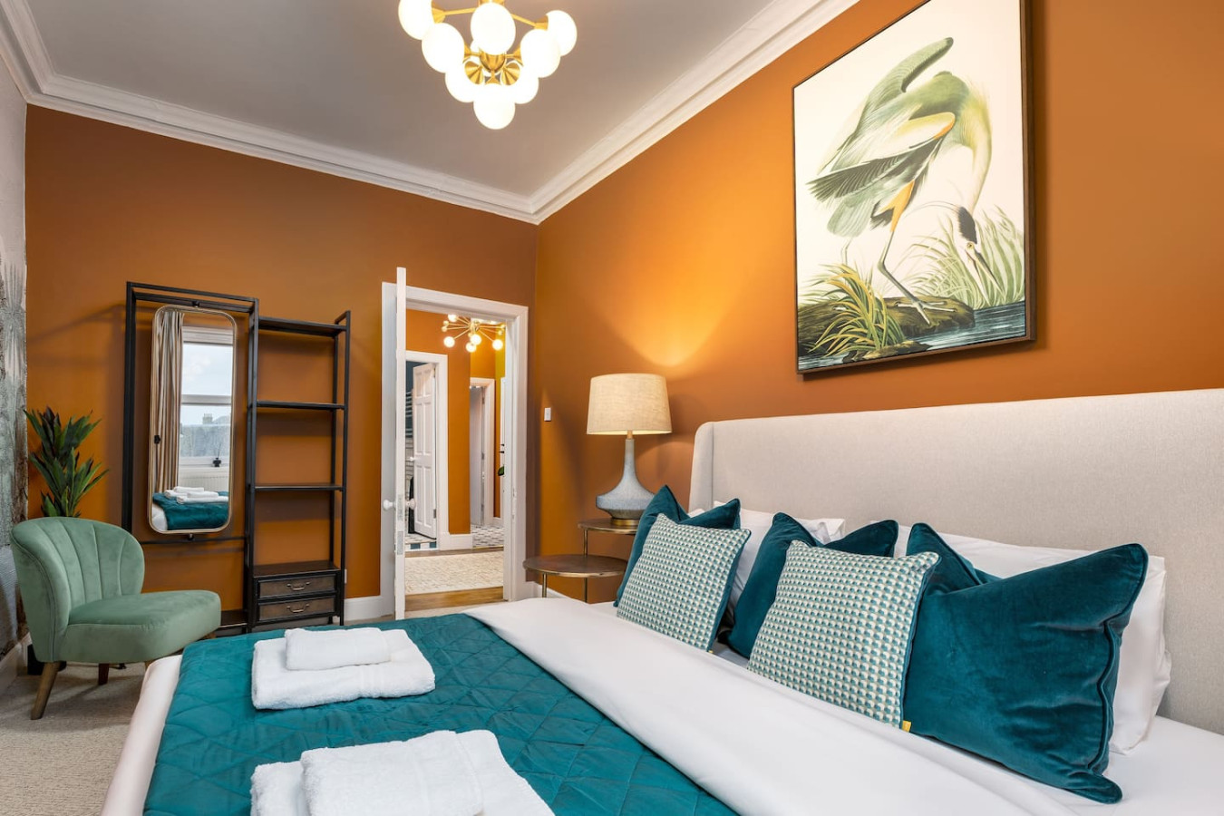 Stylish Penthouse Retreat in 68 Port Street, Flat E, Stirling, FK82LJ - Property image 13 - VivreStays