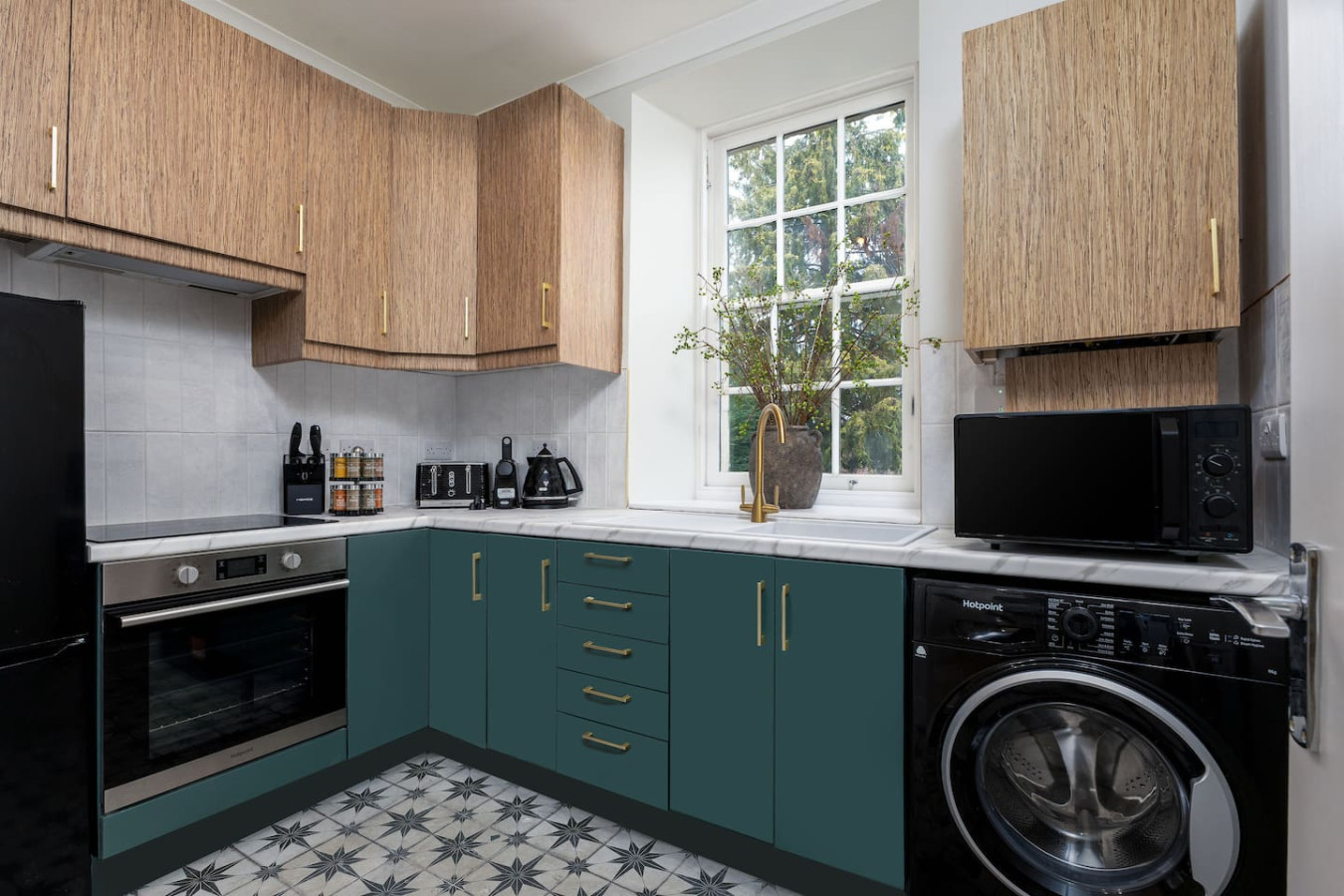 Woodland Hideaway Near Stirling in 18A Main Street, Cambusbarron, FK79NN - Property image 5 - VivreStays