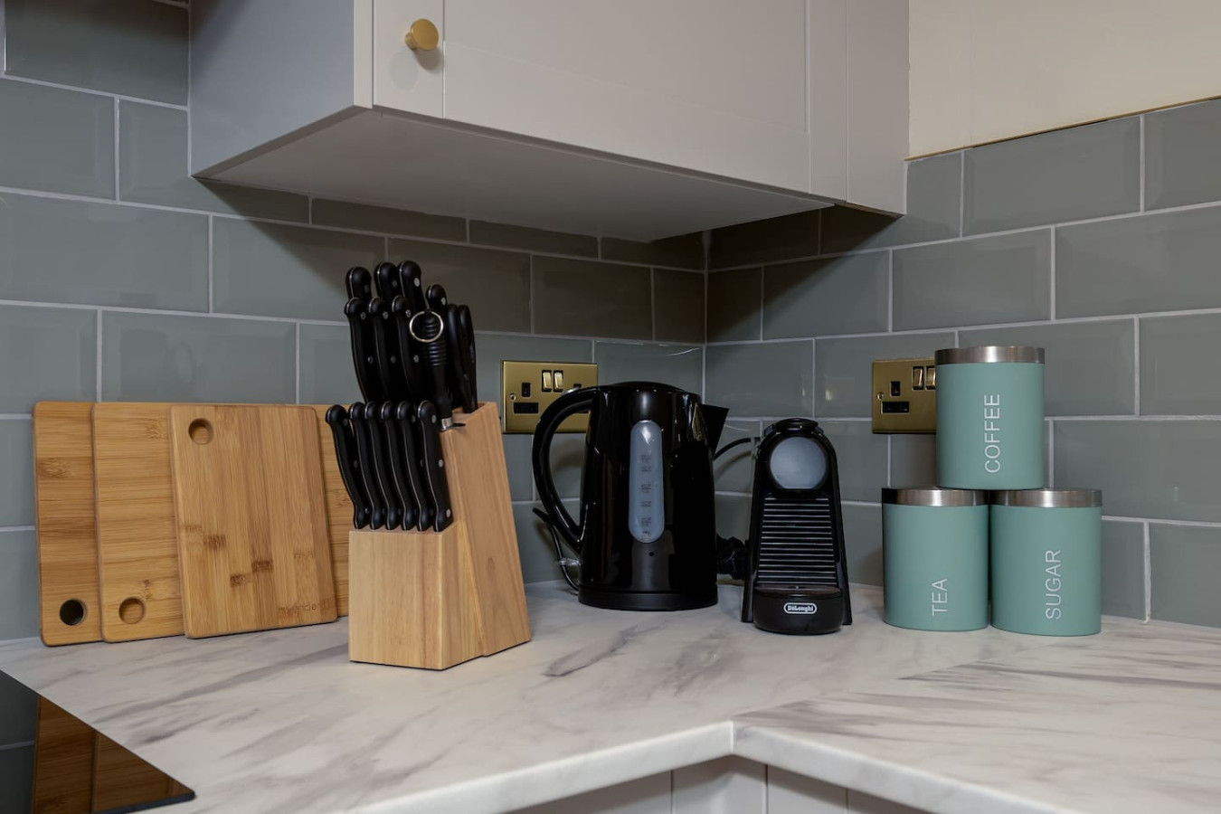 Bridgend Studio - Near Free Parking in Bridgend 2A - Property image 13 - VivreStays