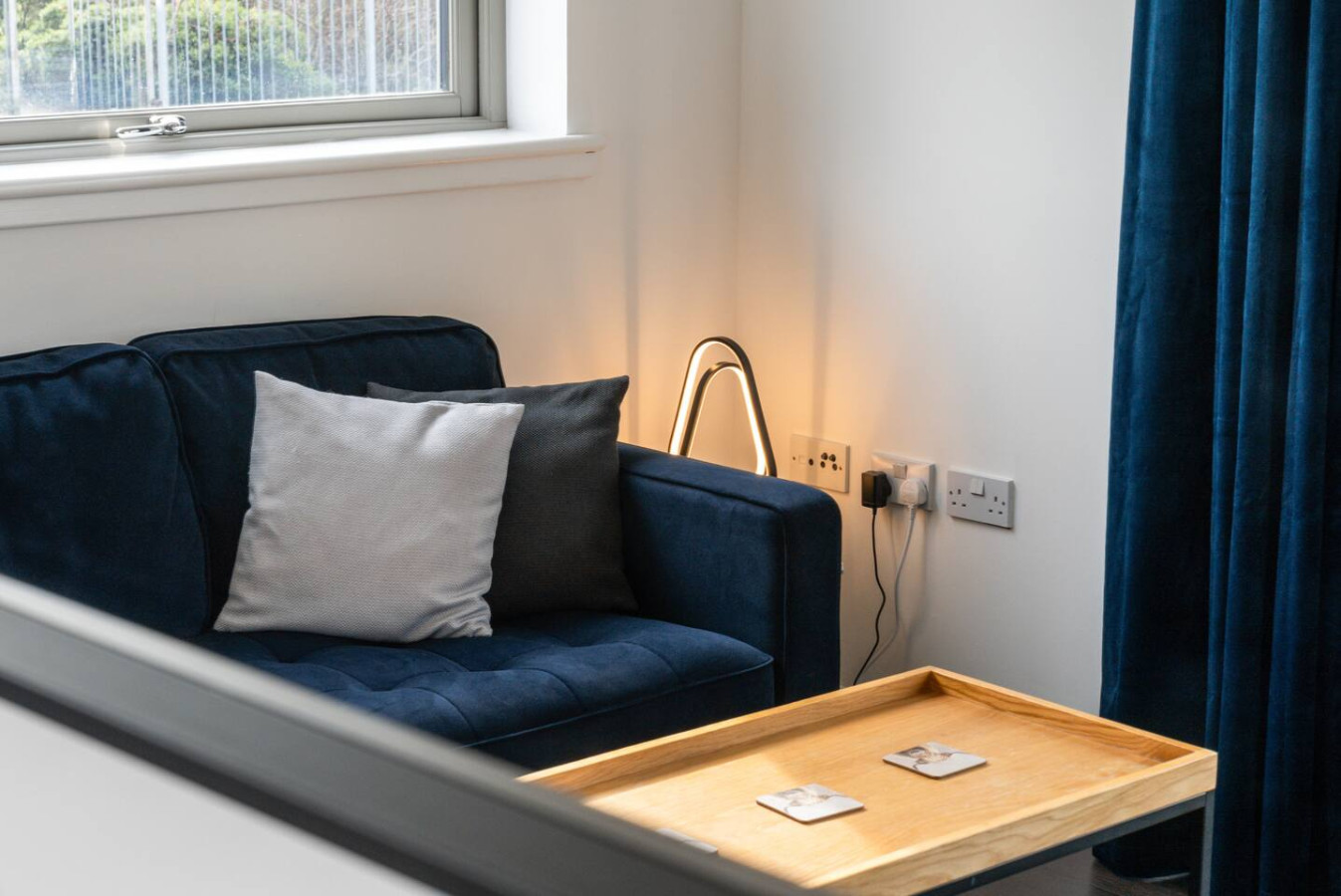 Modern Stirling Apartment - Free Parking in 12 Weir Street, FK81FH - Property image 10 - VivreStays