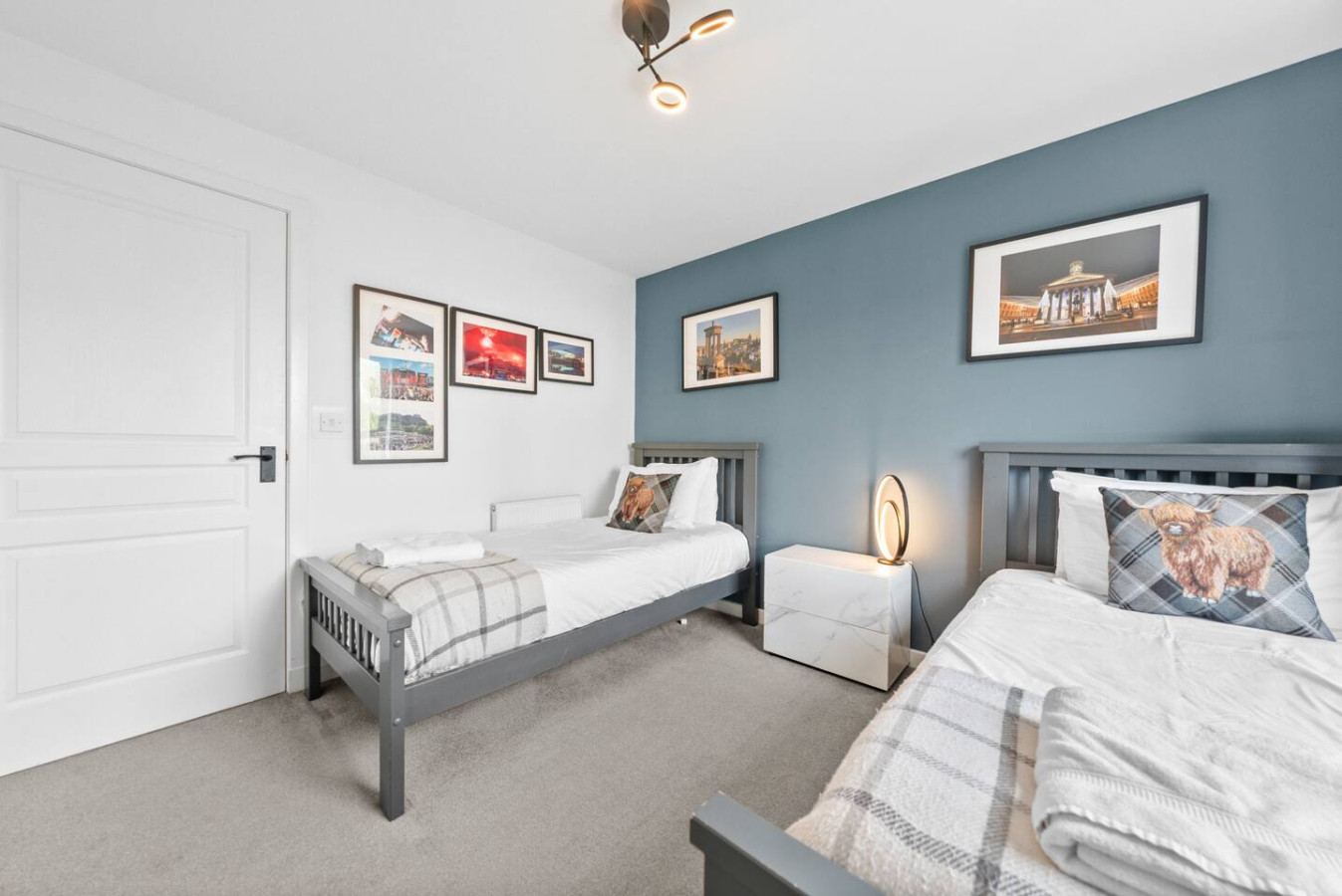 Modern Stirling Apartment - Free Parking in 12 Weir Street, FK81FH - Property image 17 - VivreStays