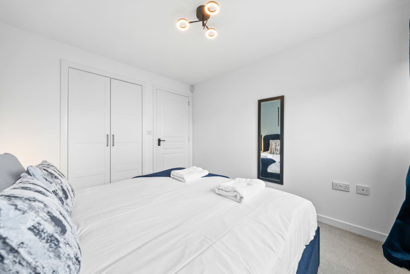 Modern Stirling Apartment - Free Parking in 12 Weir Street, FK81FH - Property image 40 - VivreStays