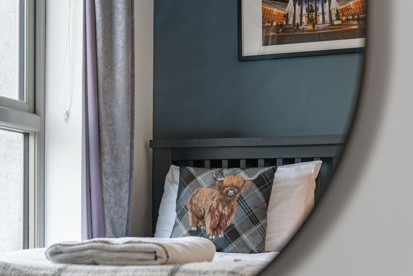 Modern Stirling Apartment - Free Parking in 12 Weir Street, FK81FH - Property image 31 - VivreStays