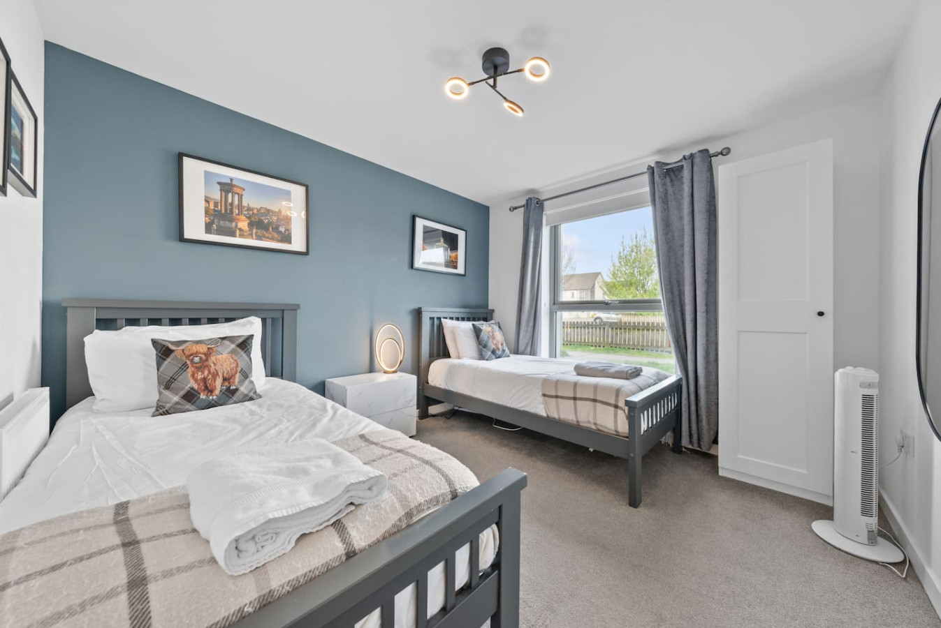 Modern Stirling Apartment - Free Parking in 12 Weir Street, FK81FH - Property image 4 - VivreStays