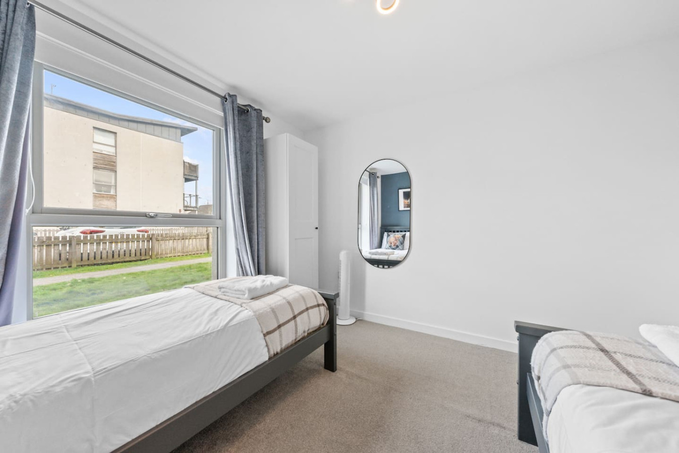 Modern Stirling Apartment - Free Parking in 12 Weir Street, FK81FH - Property image 30 - VivreStays