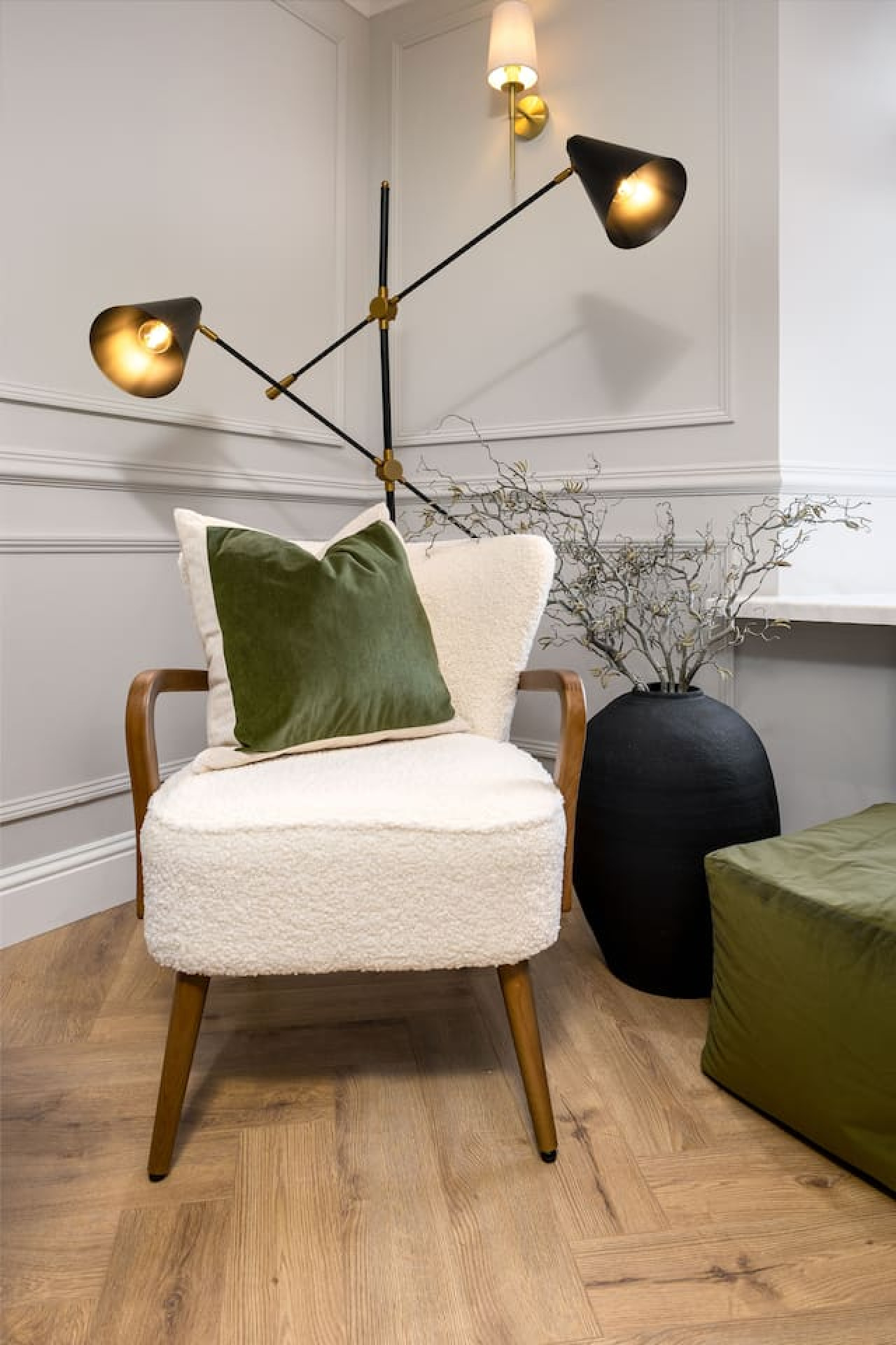 Emerald Suite, The Stirling Residence in 2A Viewfield Place, Stirling, FK81NQ - Property image 9 - VivreStays