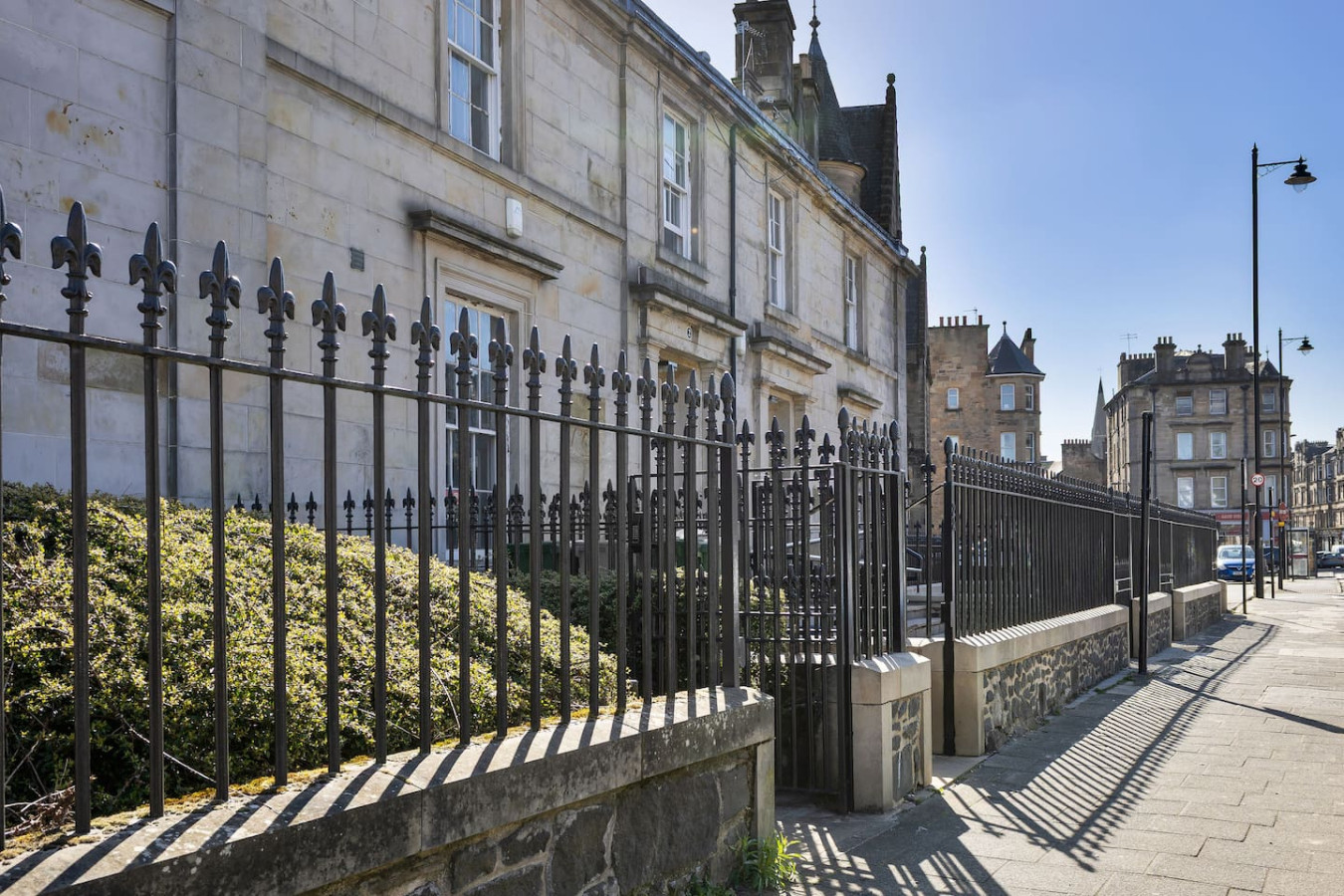 Emerald Suite, The Stirling Residence in 2A Viewfield Place, Stirling, FK81NQ - Property image 39 - VivreStays