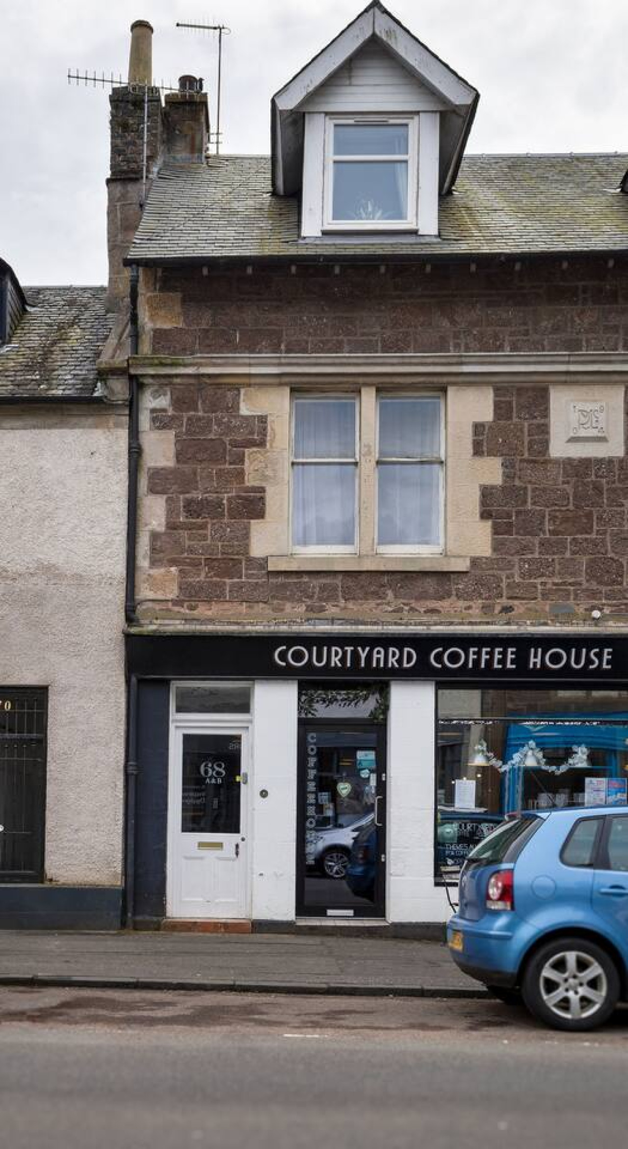 Modern Comfort in Historic Callander in 68B Main Street - Property image 33 - VivreStays