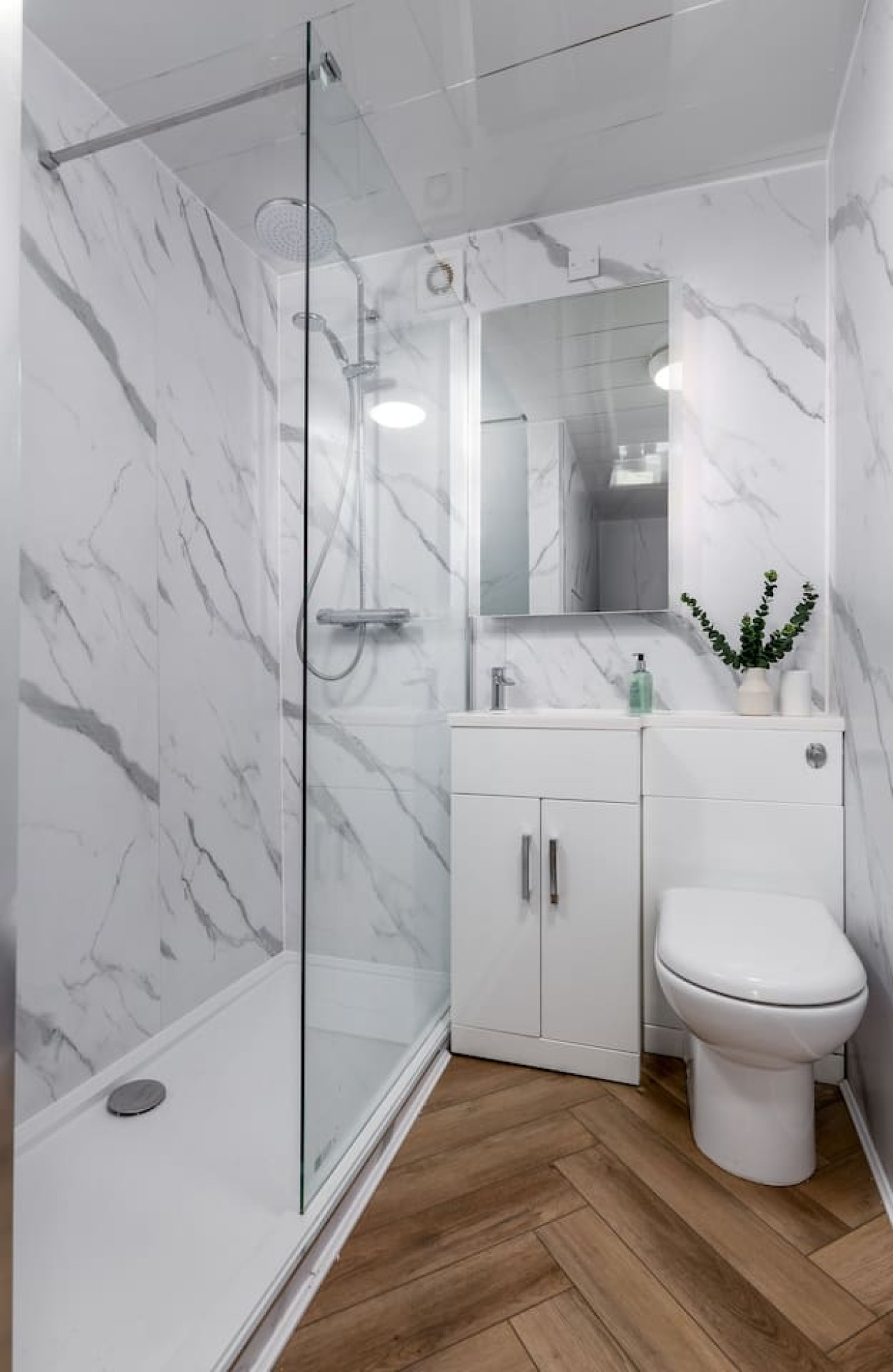 Modern Comfort in Historic Callander in 68B Main Street - Property image 6 - VivreStays