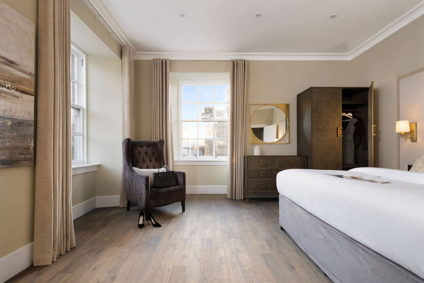 Luxury 4 Bed | Lift - Blythswood Square Apartment in 188 West Regent Street - Property image 19 - VivreStays