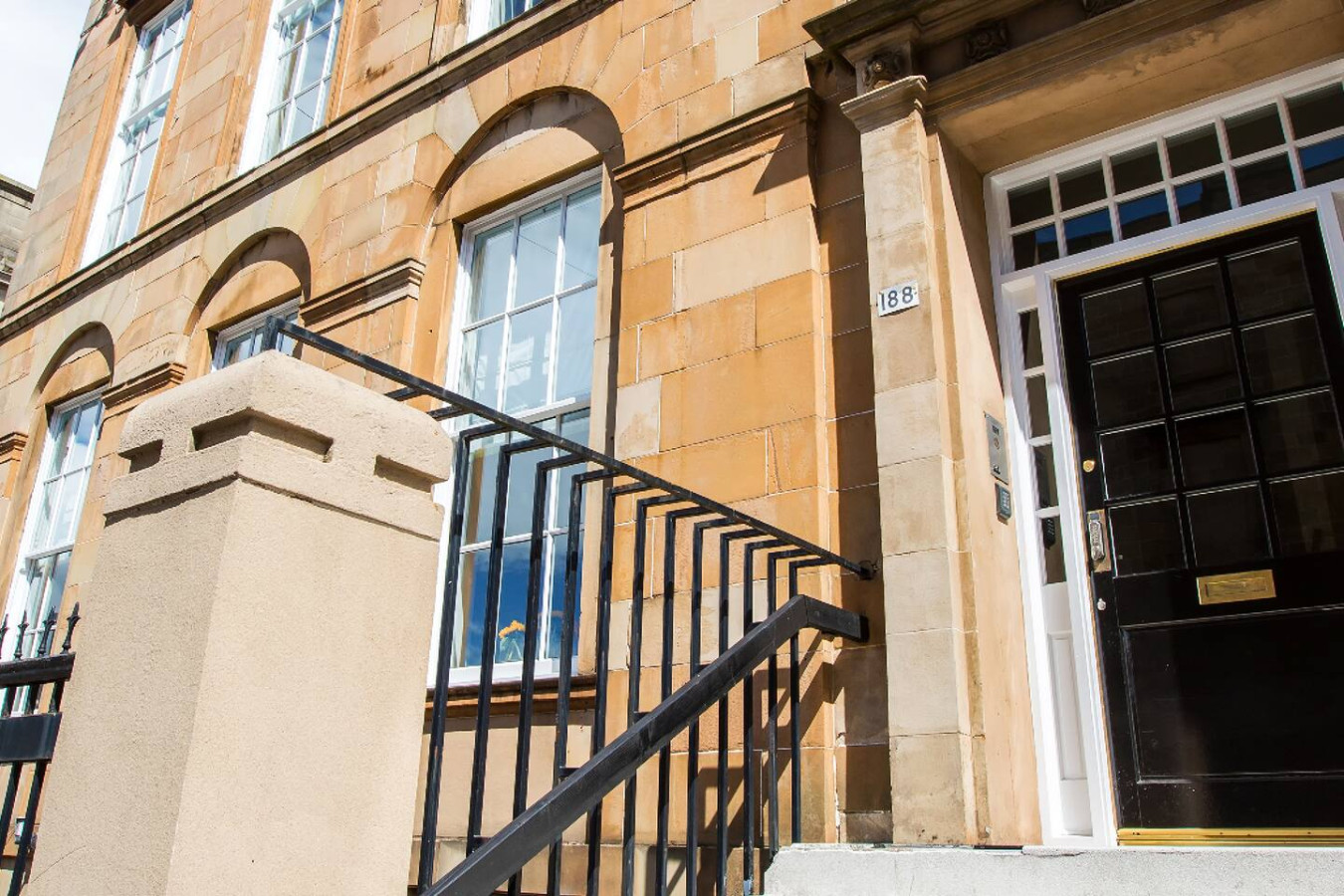 Luxury 4 Bed | Lift - Blythswood Square Apartment in 188 West Regent Street - Property image 70 - VivreStays
