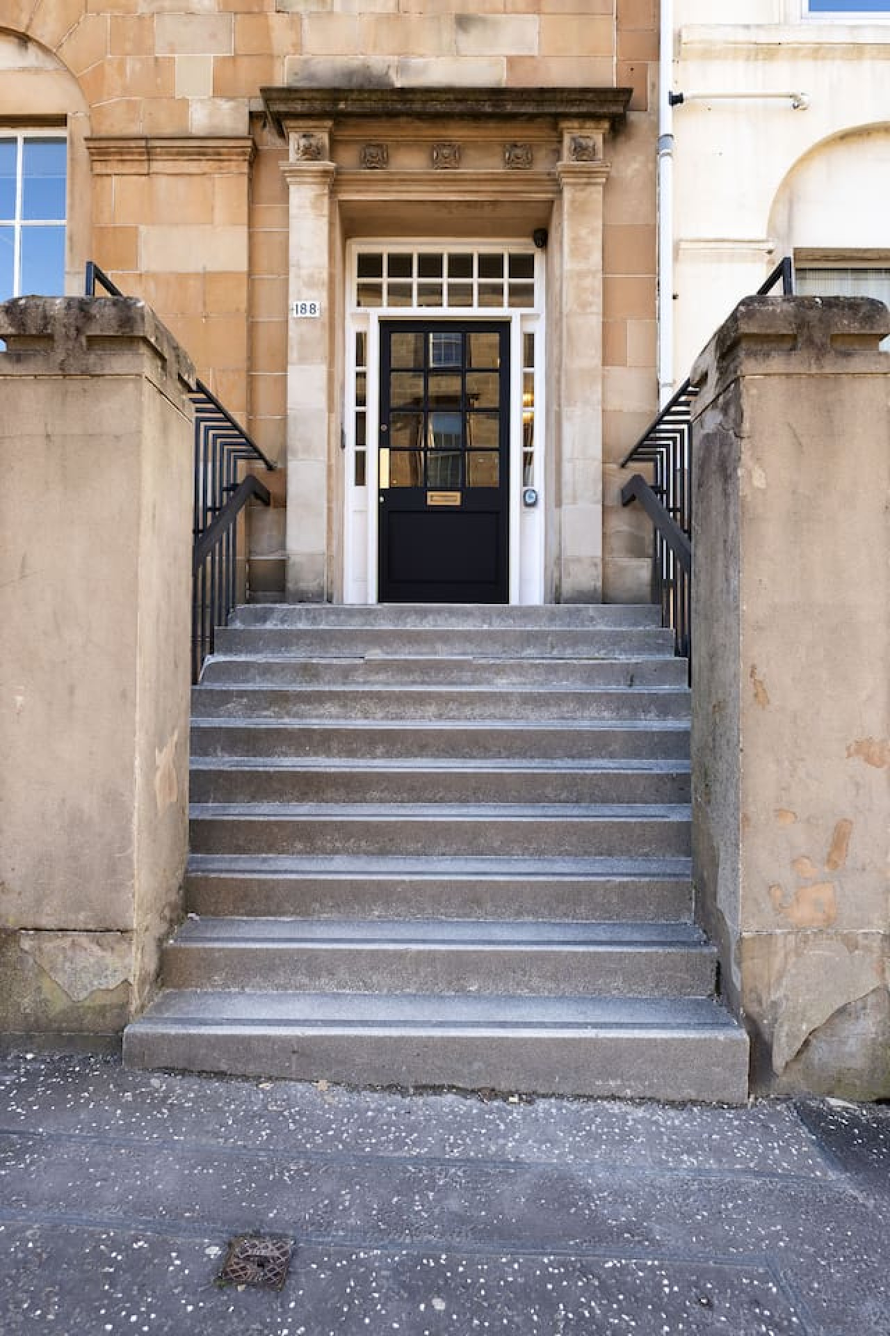 Luxury 4 Bed | Lift - Blythswood Square Apartment in 188 West Regent Street - Property image 71 - VivreStays