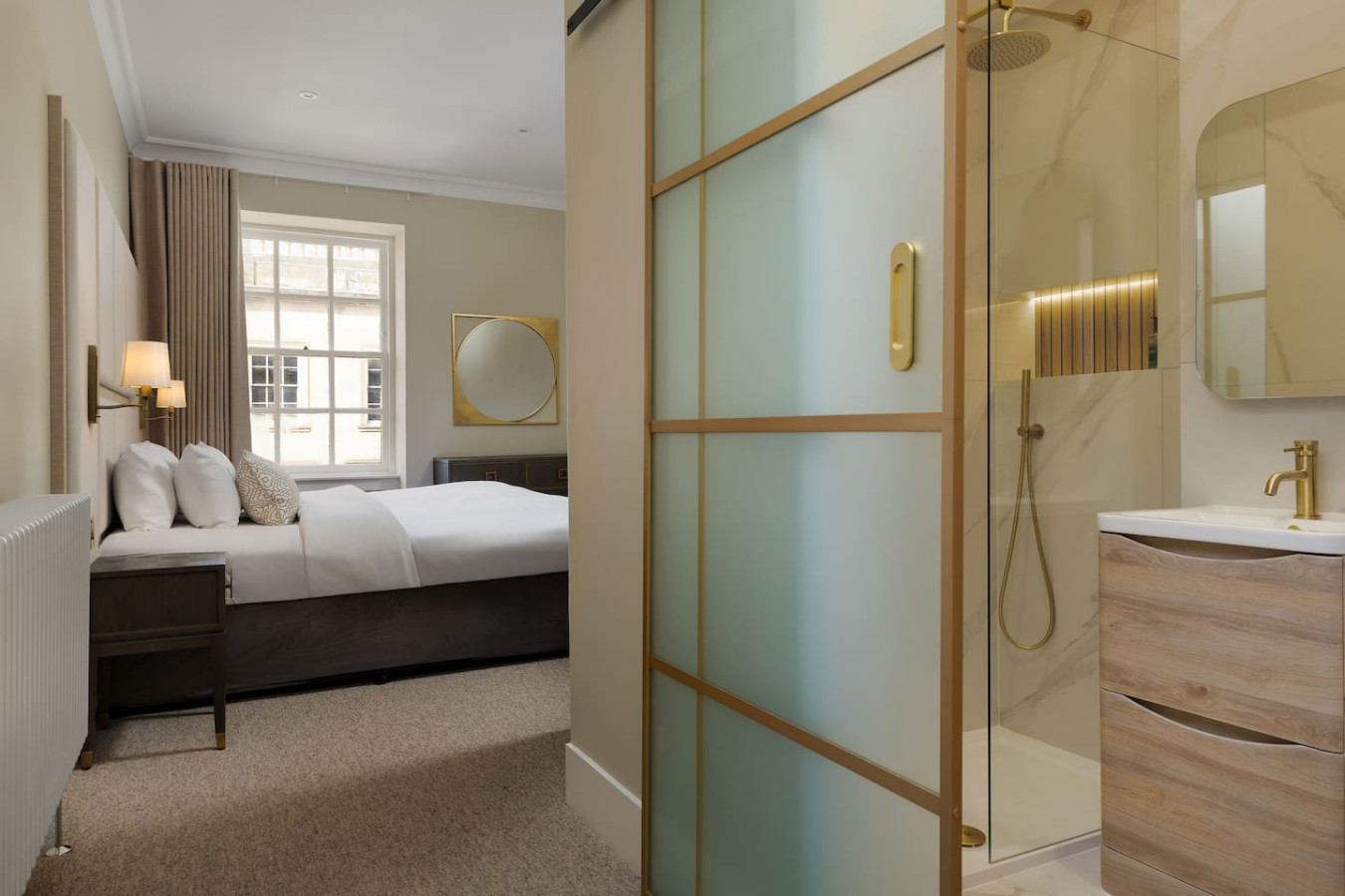 Luxury 4 Bed | Lift - Blythswood Square Apartment in 188 West Regent Street - Property image 54 - VivreStays
