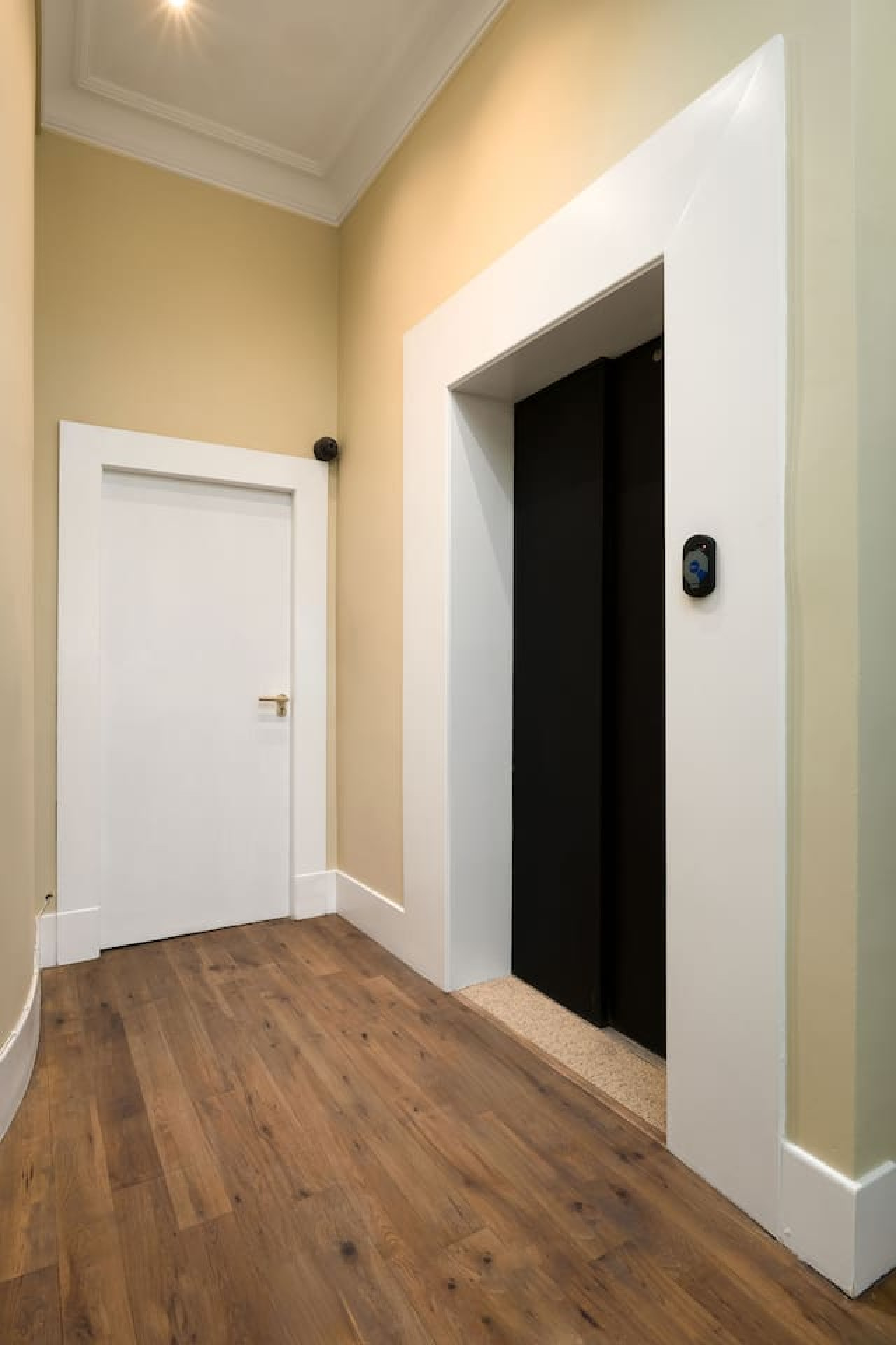 Luxury 4 Bed | Lift - Blythswood Square Apartment in 188 West Regent Street - Property image 68 - VivreStays