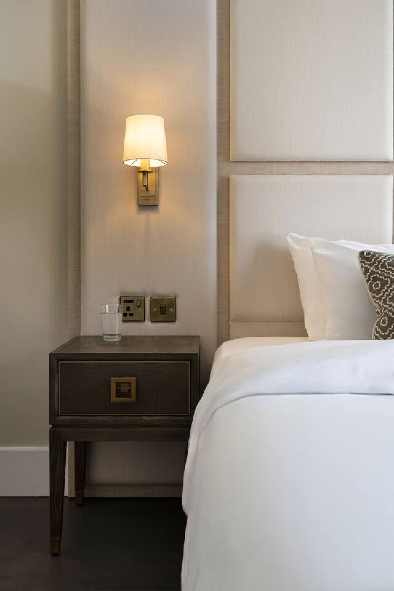 Luxury 4 Bed | Lift - Blythswood Square Apartment in 188 West Regent Street - Property image 51 - VivreStays
