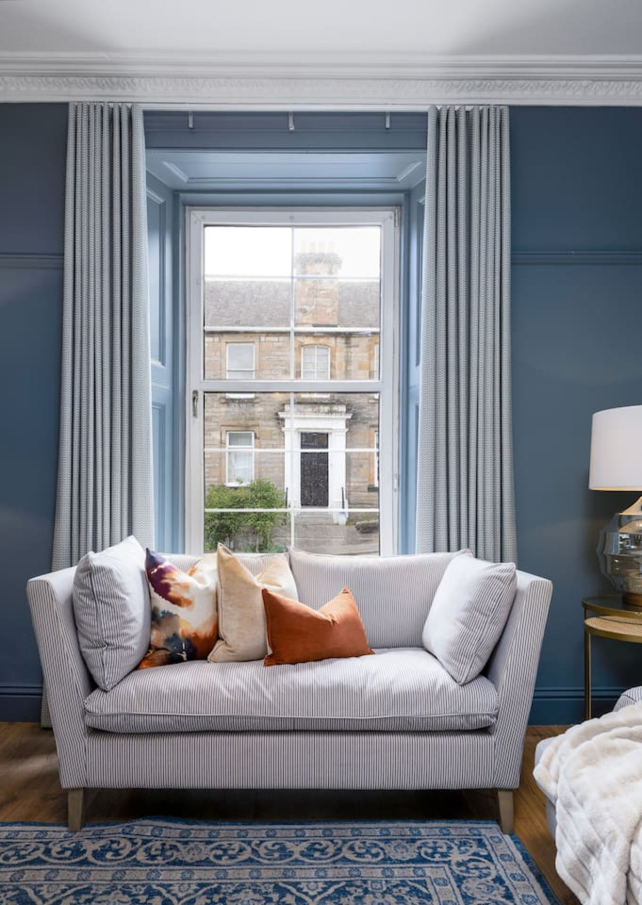 The Macdui Master Suite at Munro Guest House in 14 Princes Street, Stirling, FK81HQ - Property image 7 - VivreStays