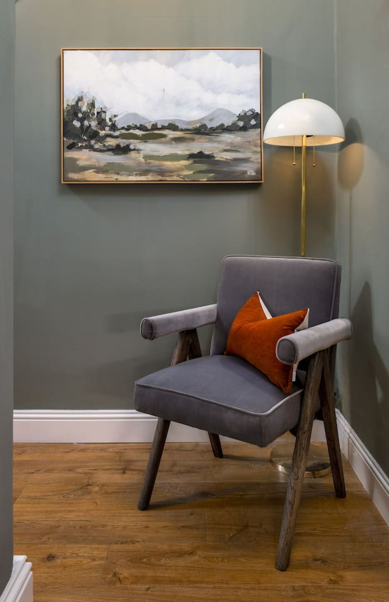 The Macdui Master Suite at Munro Guest House in 14 Princes Street, Stirling, FK81HQ - Property image 26 - VivreStays