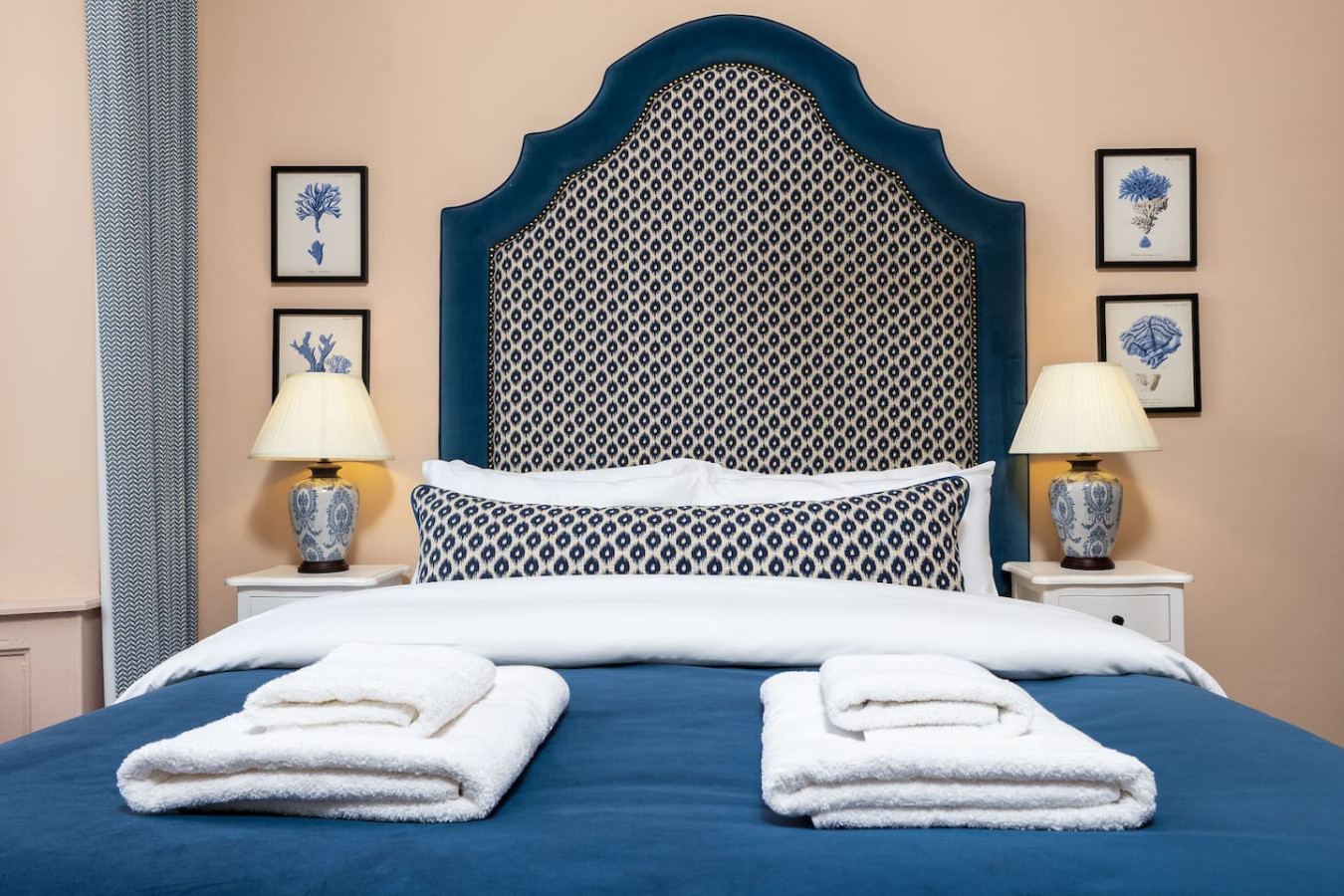 The Corrie Room at Munro Guest House in 14 Princes Street, Stirling, FK81HQ - Property image 6 - VivreStays