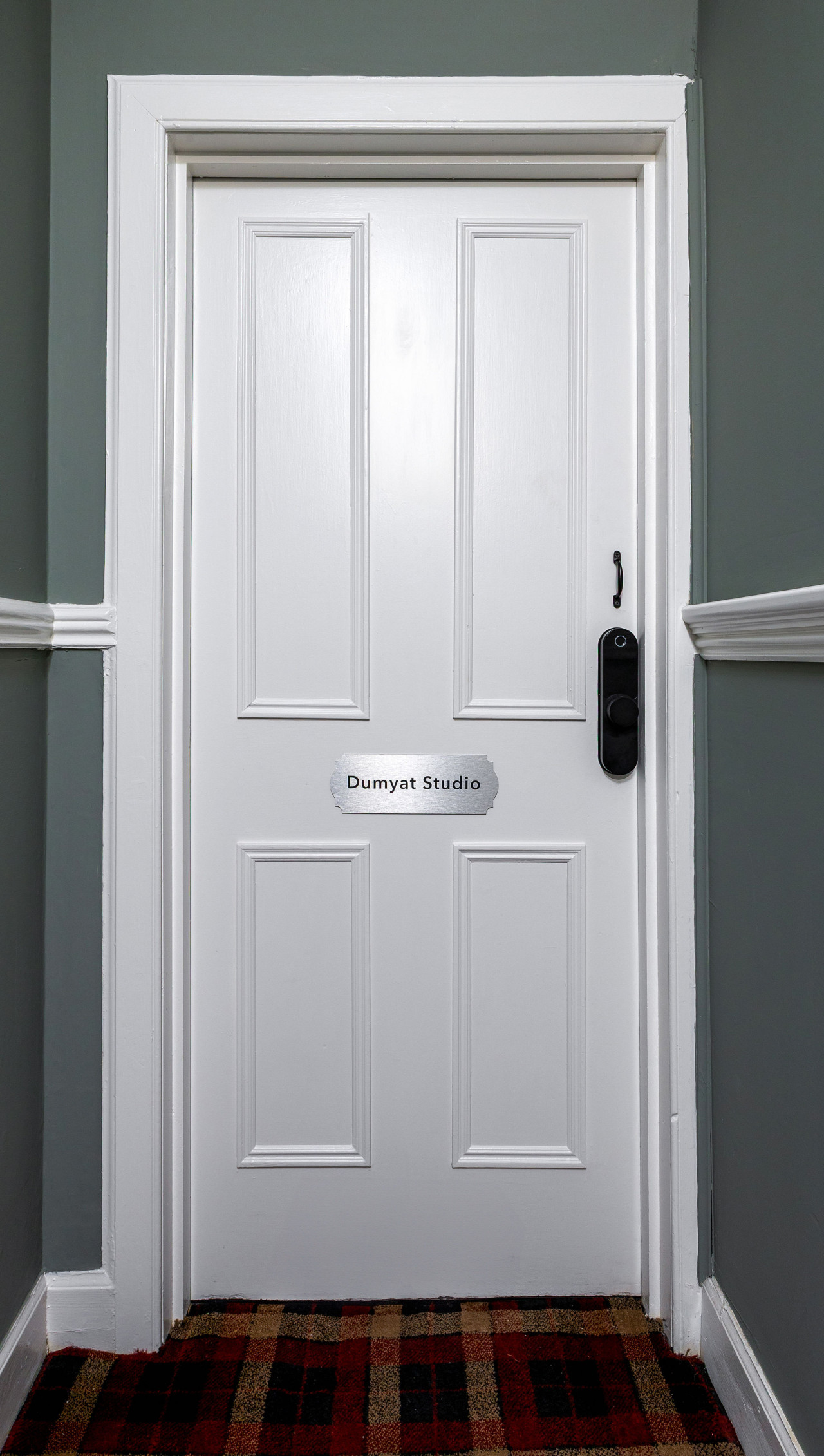 The Dumyat Studio at Munro Guest in 14 Princes Street, Stirling, FK81HQ - Property image 16 - VivreStays