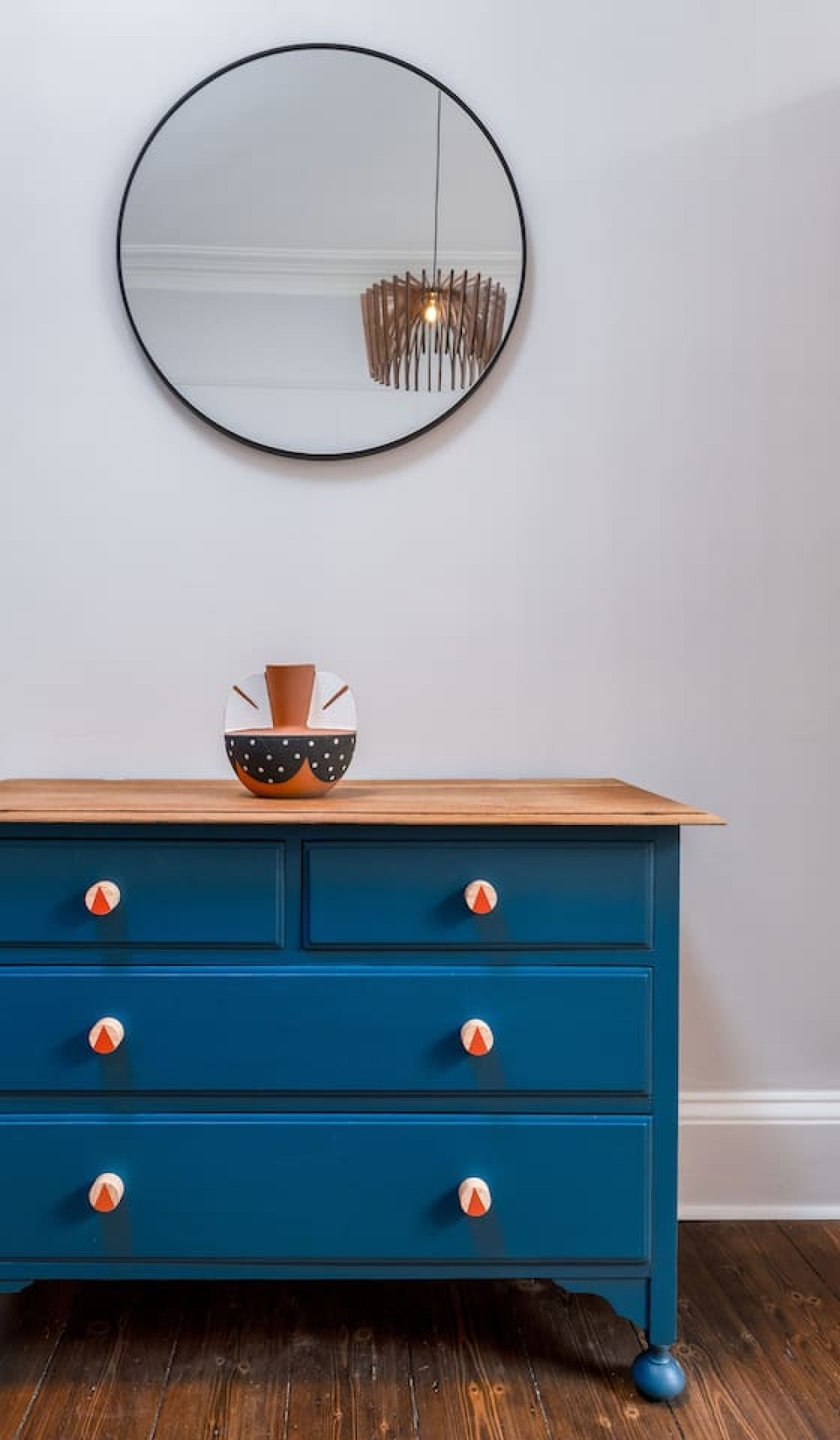 Stirling Retreat - Quirky Décor, Fireplace & Charm in 10 Pitt Terrace, Flat B, Stirling, FK82EZ - Property image 41 - VivreStays