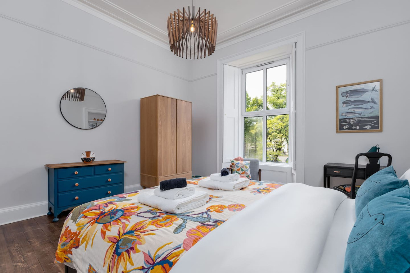 Stirling Retreat - Quirky Décor, Fireplace & Charm in 10 Pitt Terrace, Flat B, Stirling, FK82EZ - Property image 37 - VivreStays
