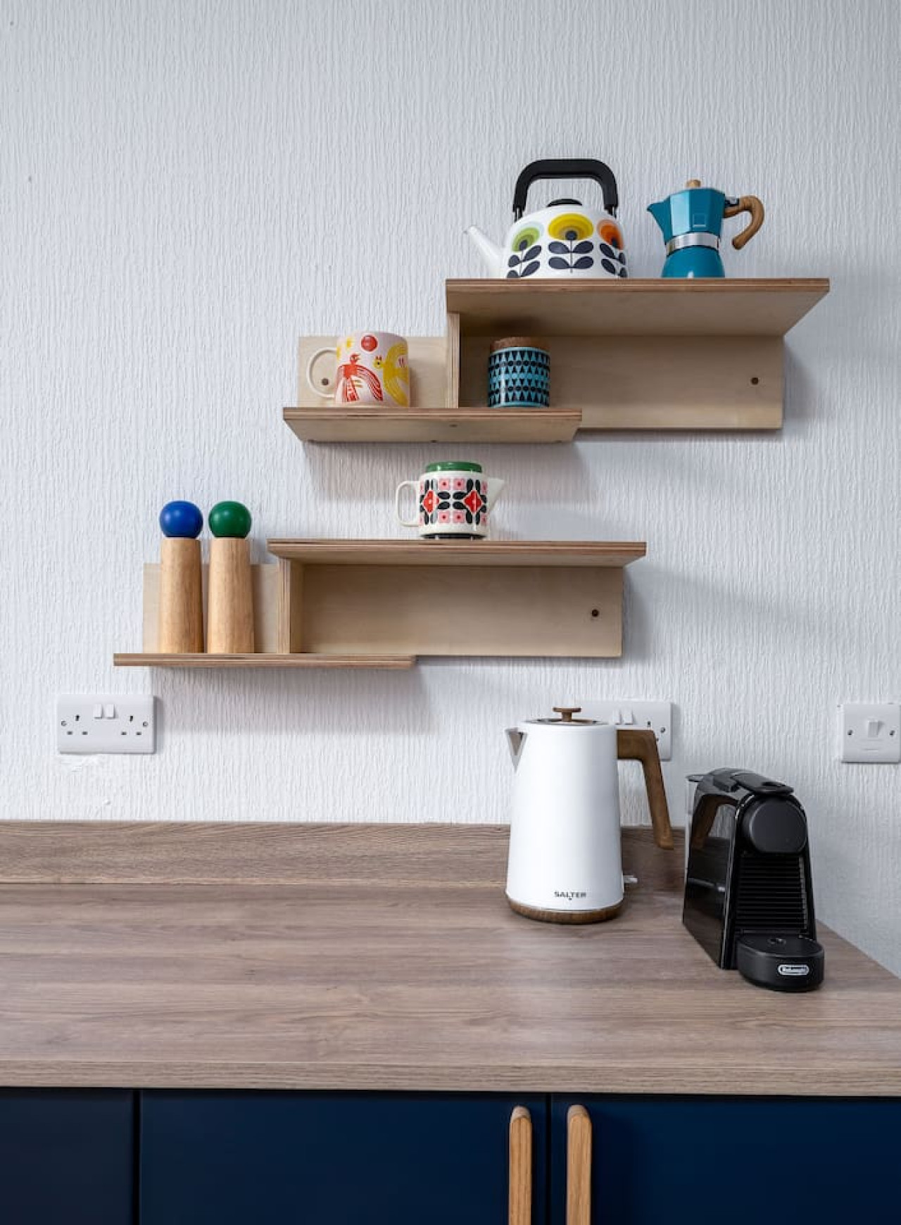 Stirling Retreat - Quirky Décor, Fireplace & Charm in 10 Pitt Terrace, Flat B, Stirling, FK82EZ - Property image 20 - VivreStays