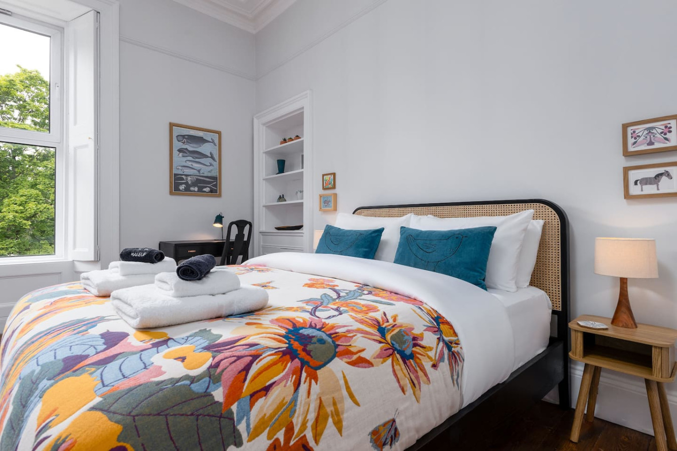 Stirling Retreat - Quirky Décor, Fireplace & Charm in 10 Pitt Terrace, Flat B, Stirling, FK82EZ - Property image 39 - VivreStays