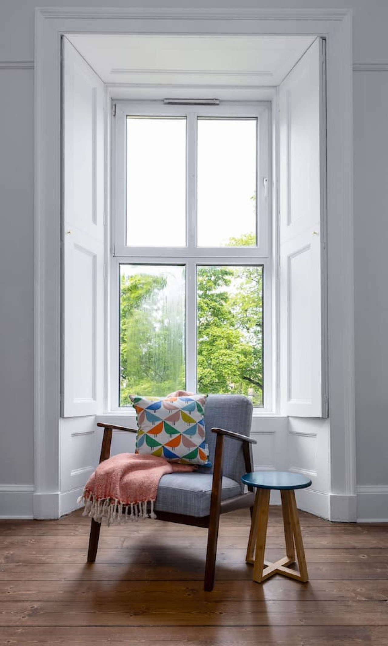 Stirling Retreat - Quirky Décor, Fireplace & Charm in 10 Pitt Terrace, Flat B, Stirling, FK82EZ - Property image 34 - VivreStays