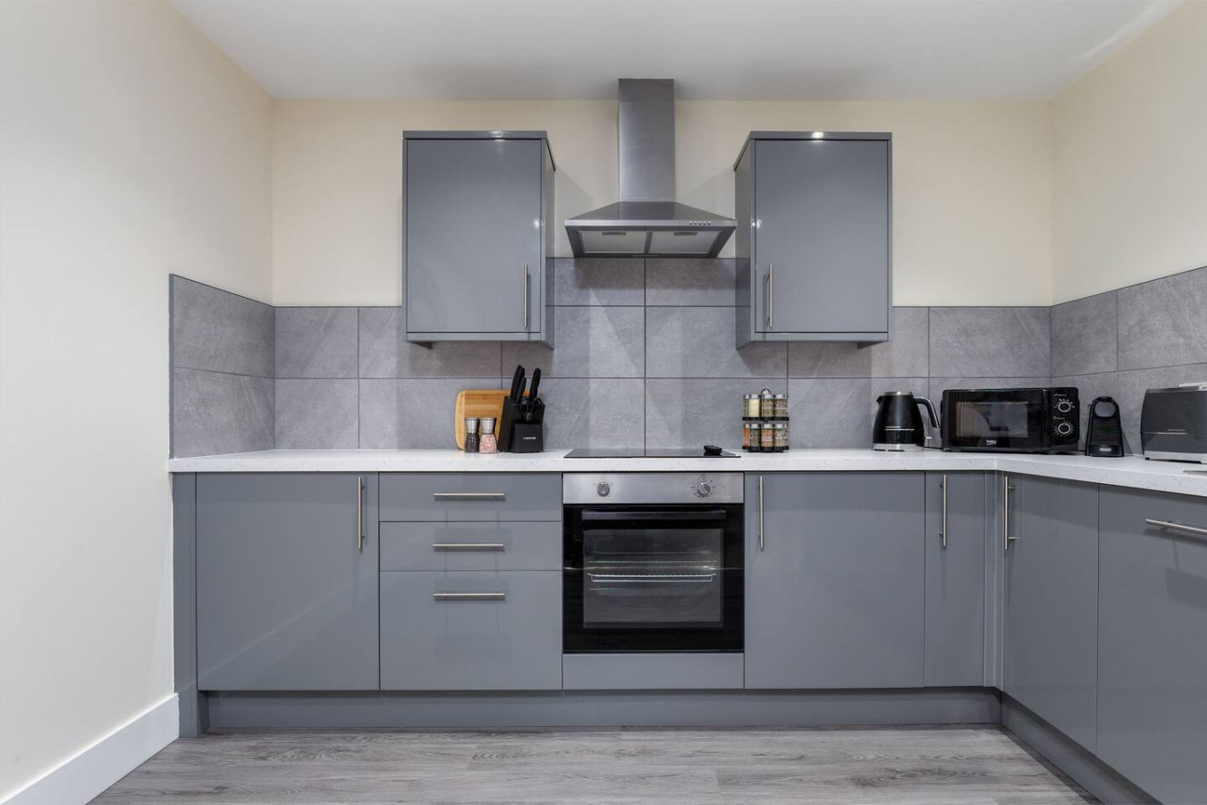 Stirling's Hidden & Tranquil Studio Apartment in 14F Upper Craigs, Stirling, FK8 2DG - Property image 16 - VivreStays