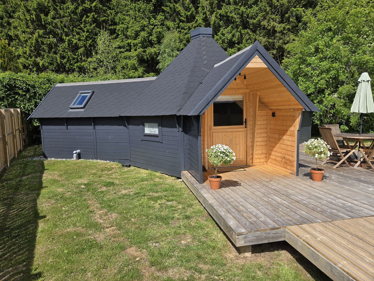 Hatton Lodge Annex - Hot Tub & Garden in Lower Hatton Hatton Grange - Property image 7 - VivreStays