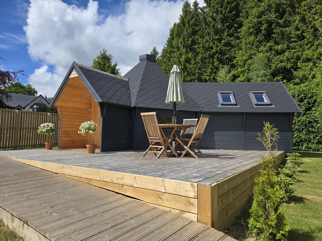 Hatton Lodge Annex - Hot Tub & Garden in Lower Hatton Hatton Grange - Property image 39 - VivreStays