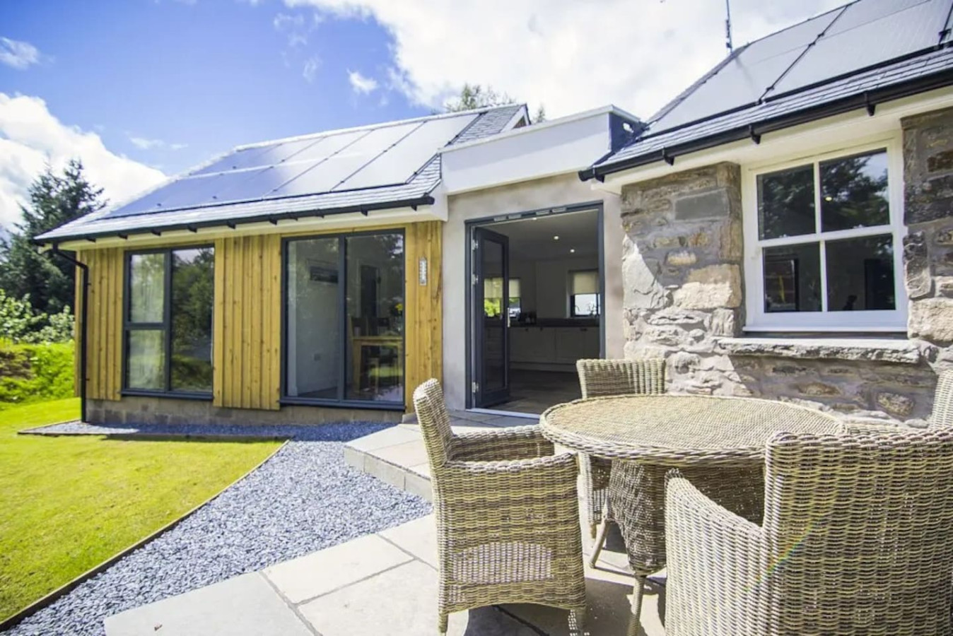 Wishing Well Cottage at Loch Tay & Hot Tub